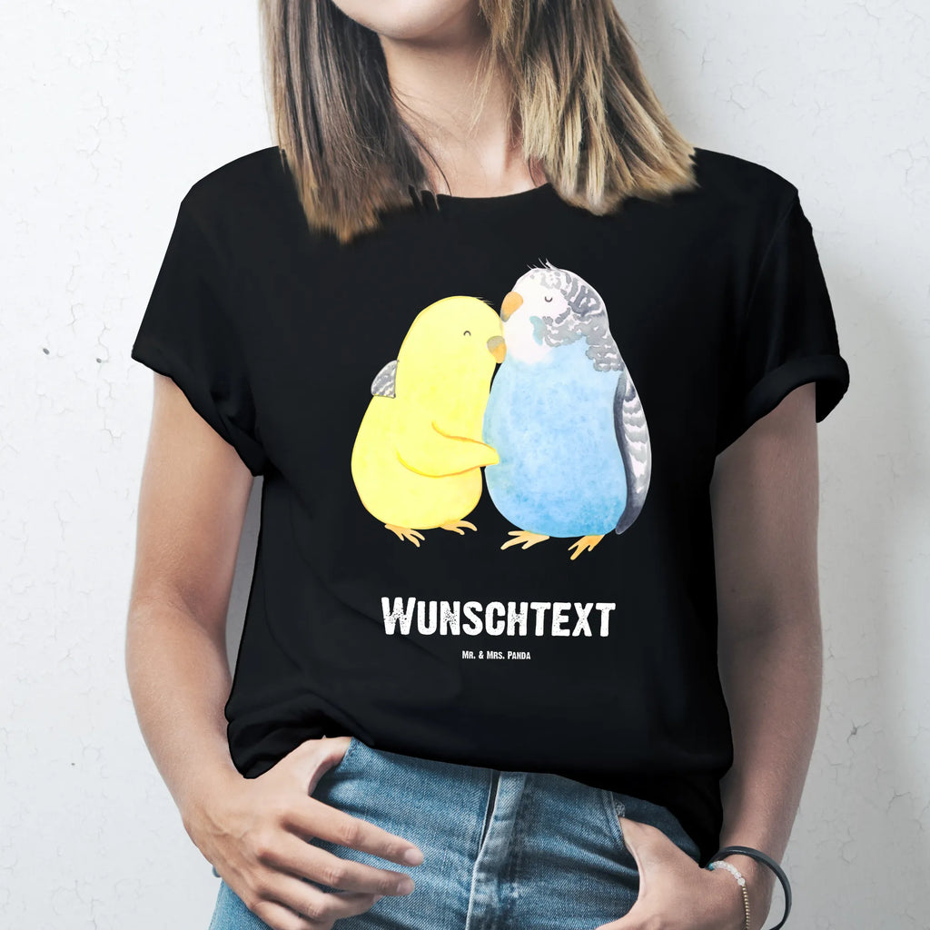 Personalisiertes T-Shirt Wellensittich Liebe Bedrucken, Wunschtext, T-Shirt Personalisiert, T-Shirt mit Namen, T-Shirt mit Aufruck, Freund, Jahrestag, Verlobung, Partner, Ehemann, Ehefrau, Freundin, Liebesgeschenk, Liebe, Heiraten, Heiratsantrag, Hocheitstag, Wellensittich, Nähe, Vögel, Kuscheln, Vertrauen