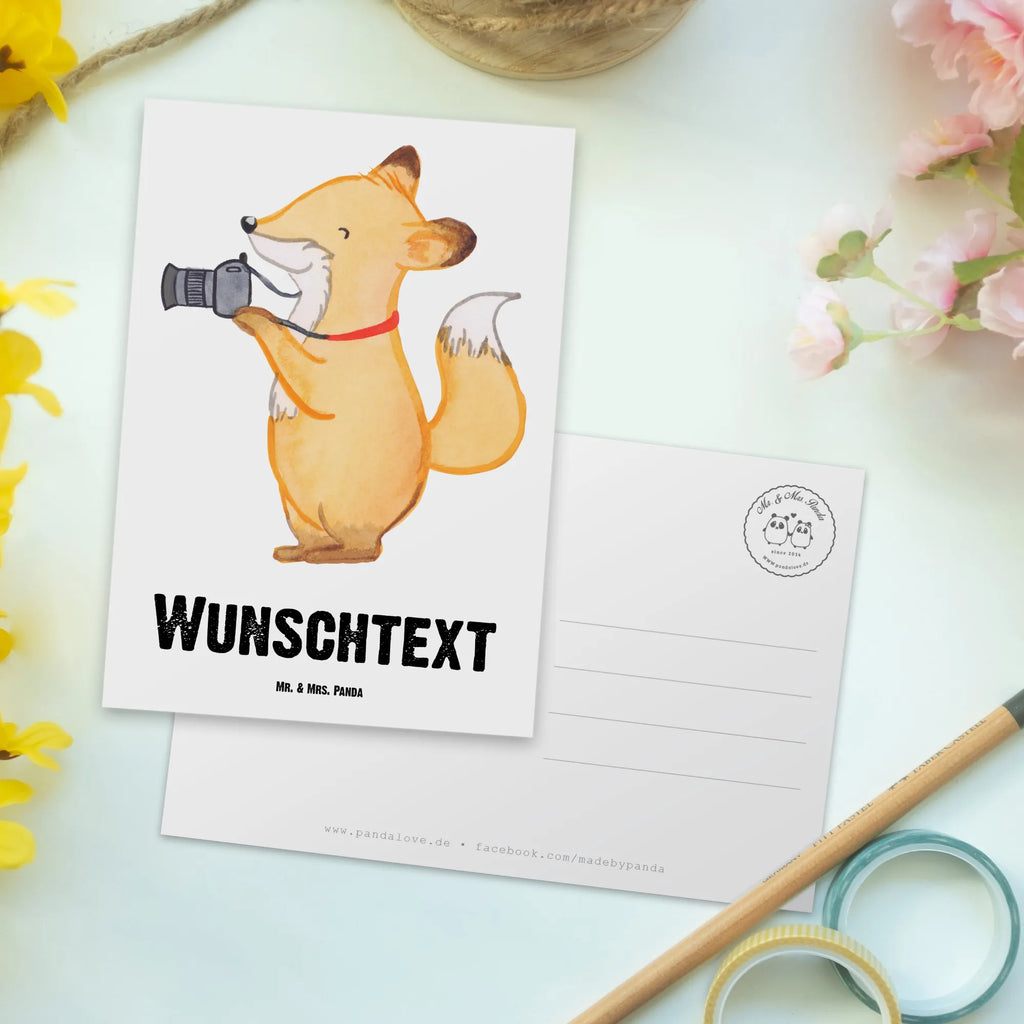 Personalisierte Postkarte Fotograf mit Herz Geschenkkarte mit Wunschtext, Einladung mit Wunschtext, Karte mit Wunschtext, Grußkarte mit Wunschtext, Karte mit Namen, Ansichtskarte mit Wunschtext, Postkarte bedrucken, Geschenkkarte mit Namen, Postkarte mit Wunschtext, Postkarte mit Namen, Ansichtskarte mit Namen, Einladung mit Namen, Postkarte personalisierbar, Grußkarte mit Namen, Beruf, Ausbildung, Jubiläum, Abschied, Rente, Kollege, Kollegin, Geschenk, Schenken, Arbeitskollege, Mitarbeiter, Firma, Danke, Dankeschön, Fotografie, Profi Fotograf, Fotograf, Hochzeitsfotograf, Fotoreporter, Hobbyfotograf