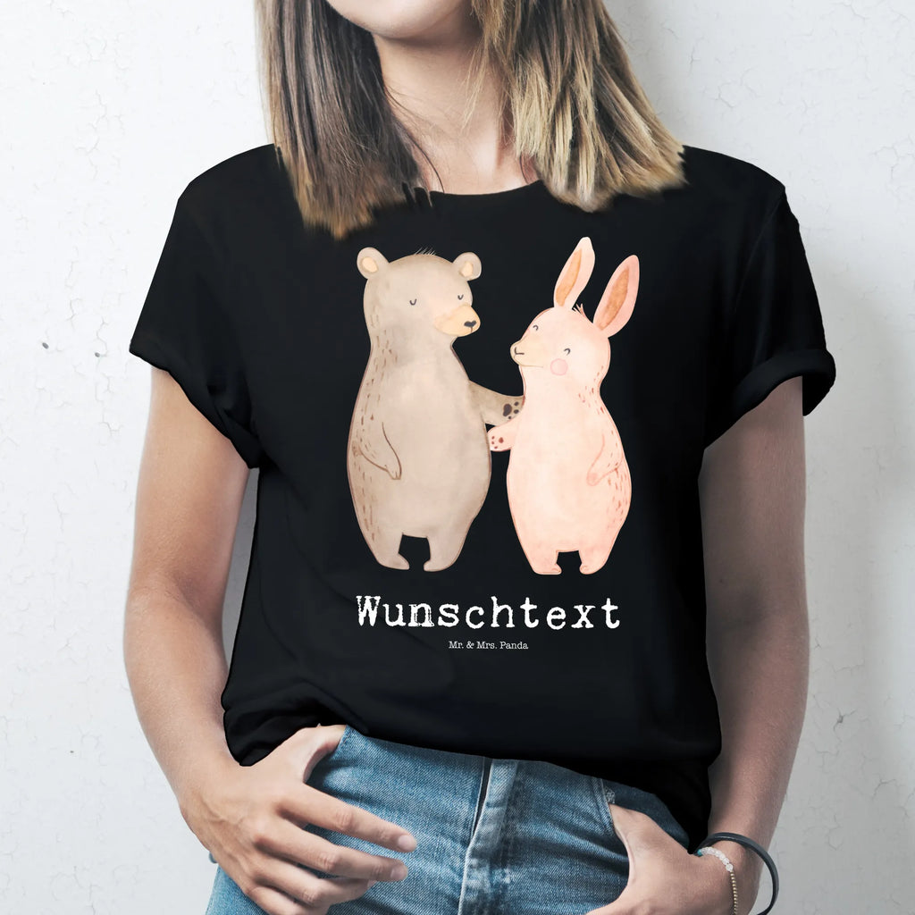 Personalised T-Shirt bear and rabbit Embrace Wunschtext, T-Shirt mit Aufruck, Bedrucken, T-Shirt Personalisiert, T-Shirt mit Namen, Liebe, Freund, Ehefrau, Liebesgeschenk, Heiraten, Hocheitstag, Jahrestag, Verlobung, Heiratsantrag, Partner, Ehemann, Freundin, Hase, Bär, Freunde, Bärchen, Bester Freund, Best Friends