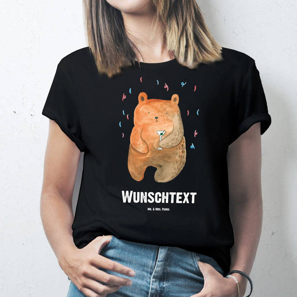 Personalisiertes T-Shirt Bär Party Bedrucken, T-Shirt Personalisiert, Wunschtext, T-Shirt mit Aufruck, T-Shirt mit Namen, Teddybär, Bär, Teddy, Lustig, Geschenk, Geburtstag, Geburtstagsgeschenk, Abfeiern, Mitbringsel, Feiern, Party, Gute Laune