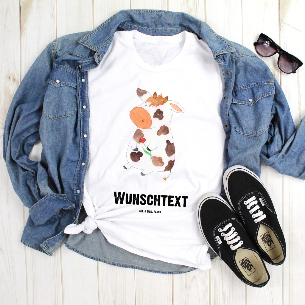 Personalised T-Shirt Cow Wunschtext, T-Shirt mit Aufruck, T-Shirt Personalisiert, T-Shirt mit Namen, Bedrucken, Landwirtin, Hoftiere, Bauernhof, Landwirt, Motivtion, Magie, Milch, Kuh, Träume, Kühe, Milchkuh, Spruch, Flausen, Hof
