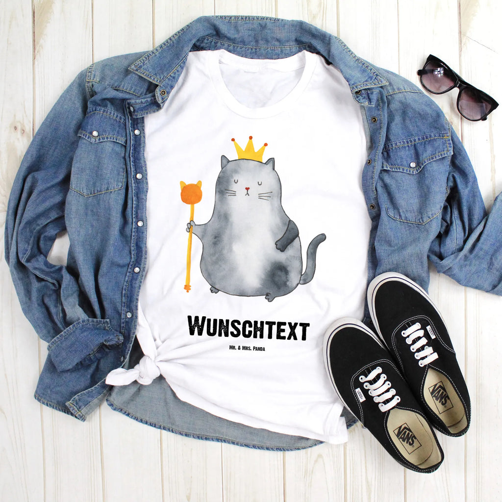 Rozmiar L Personalizowana koszulka kot Król T-Shirt Personalisiert, T-Shirt mit Namen, Frauen, Männer, T-Shirt mit Aufruck, Katzenaccessoires, Katzenartikel, Katzenprodukte, Katzenliebhaber, Katzenmotiv, Katzenfreund, Katzenmotive, Katzendeko, Katze, Katzenliebhaberprodukte, Katzensouvenirs, Katzenfan, Königin, erste eigenen Wohnung, Umzug, König, Cats, Haustier, Wohnung, Cat, Einzug, Familie, Katzenhalter, Mietzhaus, Katzenbesitzerin, Mietze, Katzen, Kater, Queen