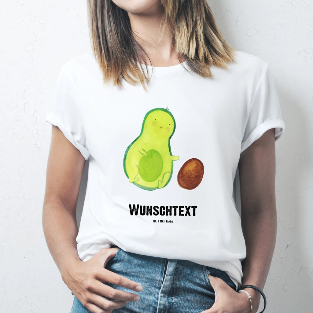 Personalisiertes T-Shirt Avocado rollt Kern T-Shirt mit Namen, T-Shirt mit Aufruck, T-Shirt Personalisiert, Bedrucken, Wunschtext, Avocado, Veggie, Vegan, Gesund, Love, Baby, Säugling, Schwangerschaft, Große Liebe, Zur Geburt, Avocados, Babyparty, Kind, Geburtstag, Liebe, Geburt, Erstes Kind, Schwanger