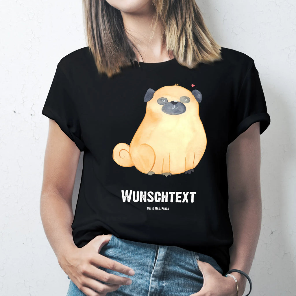 Personalised T-Shirt Pug Bedrucken, T-Shirt mit Namen, T-Shirt Personalisiert, Wunschtext, T-Shirt mit Aufruck, Hundemotiv, Hund, Haustier, Tierliebhaber, Sprüche, Hunderasse, Hundebesitzer, Mops, Hundeliebe, Liebe