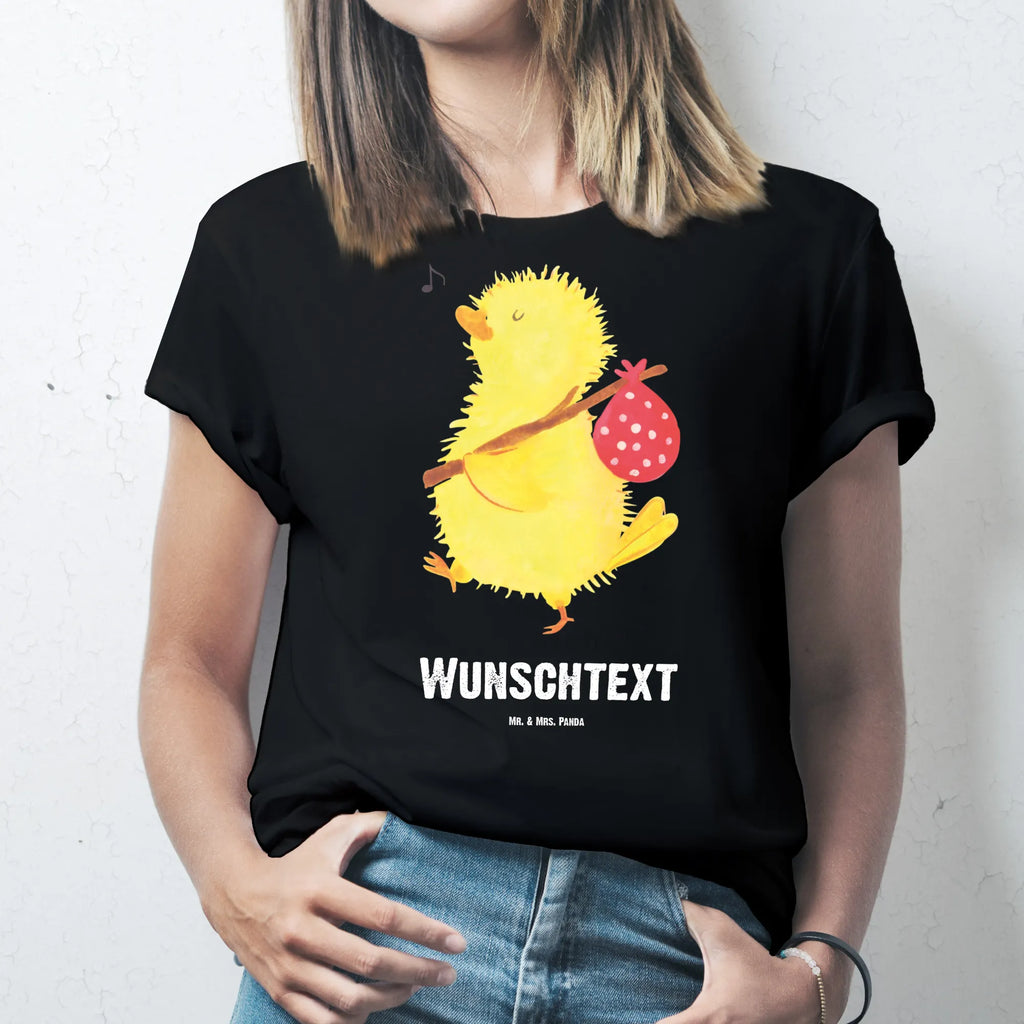 Personalised T-Shirt chick wander Männer, T-Shirt mit Namen, T-Shirt Personalisiert, Bedrucken, Frauen, Wunschtext, T-Shirt mit Aufruck, Ostern, Osterhase, Ostergeschenke, Osternest, Osterdeko, Geschenke zu Ostern, Ostern Geschenk, Ostergeschenke Kinder, Ostern Kinder, Osterei, Grüße, liebe Grüße, Ostergrüße, Flausen, Reisen, Wunder, Weltenbummler, Ei, Ostereier, Frühlingsgefühle, Backpacker, Küken, Frohe Ostern, Zeitmanagement, Zeit, Freude