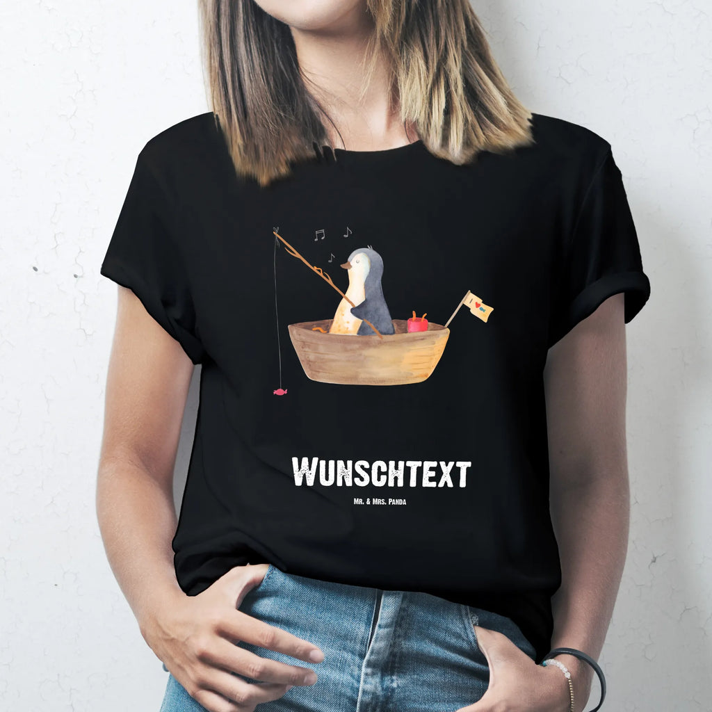 Personalised T-Shirt Penguin fishing boat T-Shirt mit Aufruck, T-Shirt mit Namen, T-Shirt Personalisiert, Bedrucken, Wunschtext, Pinguin, Angeln, Genießen, Pinguine, Angelboot, Boot, Lebenslust, Neuanfang, Motivation, Geschenkidee Liebeskummer, Trennung, Leben, Neustart, Scheidung