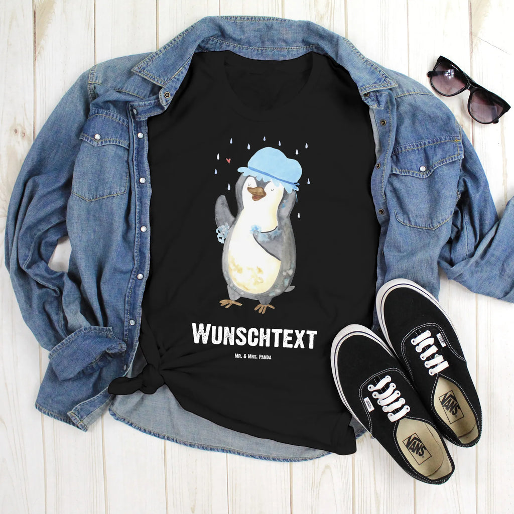Personalisiertes T-Shirt Pinguin duscht T-Shirt Personalisiert, T-Shirt mit Namen, Bedrucken, Wunschtext, T-Shirt mit Aufruck, Pinguin, Duschen, Pinguine, Neustart, glücklich sein, Motivation, Lebensmotto, Dusche, Neuanfang