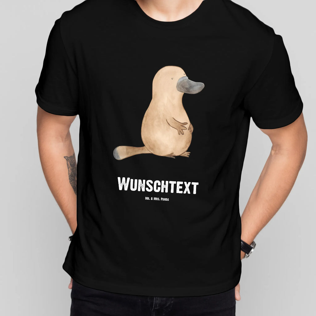 Personalised T-Shirt platypus courage Wunschtext, T-Shirt mit Aufruck, T-Shirt Personalisiert, Bedrucken, T-Shirt mit Namen, Meer, Urlaub, Meerestiere, Neuanfang, Mut, Lebensweisheit, Weltreise, Neustart, Schnabeltier, Motivation, Schnabeltiere, Training, Arbeit, Raodtrip, Büro, mutig