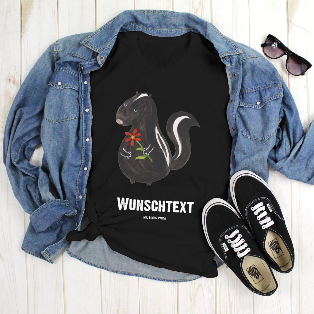 Personalised T-Shirt skunk flower T-Shirt mit Aufruck, Bedrucken, Wunschtext, T-Shirt mit Namen, T-Shirt Personalisiert, Stinktier, Skunk, Verträumt, Stinki, Tagträumer, Wildtier, Raubtier, Dreams, Träume, Stinker