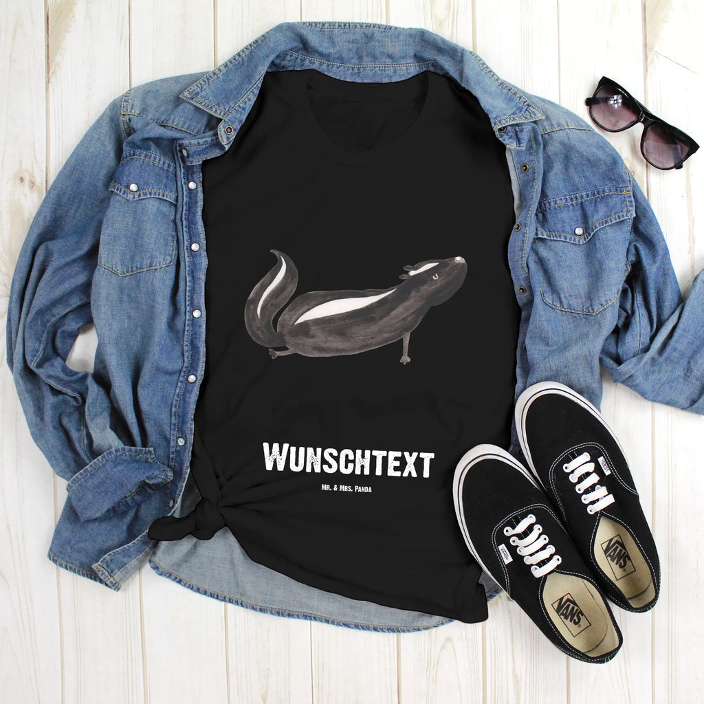 Personalisiertes T-Shirt Stinktier Yoga T-Shirt mit Namen, Bedrucken, T-Shirt mit Aufruck, Wunschtext, T-Shirt Personalisiert, Stinktier, Skunk, Stinker, Liebe, Namaste, Yoga, Stinki, Raubtier, Wildtier, Lebe, Lache