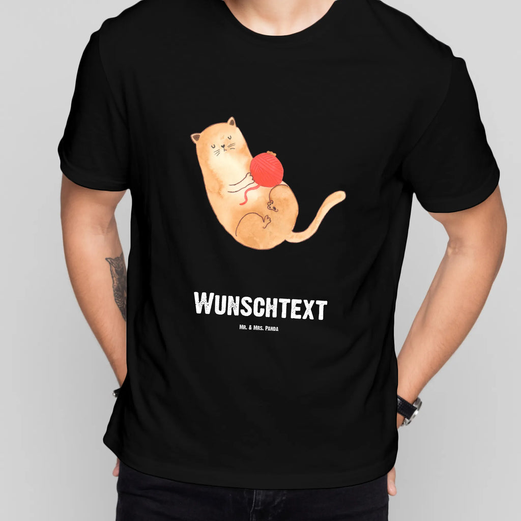 Rozmiar L Personalizowana koszulka kot wełna Wunschtext, T-Shirt Personalisiert, T-Shirt mit Namen, Bedrucken, T-Shirt mit Aufruck, Katzenfreund, Katzensouvenirs, Katze, Katzenliebhaberprodukte, Katzenprodukte, Katzenmotive, Katzenartikel, Katzendeko, Katzenfan, Katzenaccessoires, Katzenmotiv, Katzenliebhaber, Haustier, Wollknäuel, Spielen, Spiel, Mietze, Wolle, Verspielt, Cats, Cat, Katzenbesitzerin, Katzen, Kater, Katzenhalter