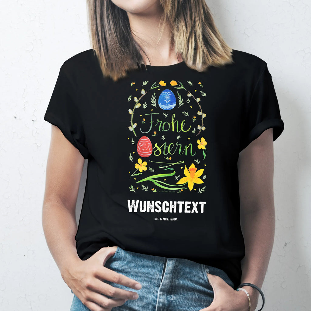 Personalisiertes T-Shirt Frohe Ostern T-Shirt mit Namen, T-Shirt Personalisiert, Wunschtext, T-Shirt mit Aufruck, Bedrucken, Ostergeschenke Kinder, Osternest, Ostergeschenke, Geschenke zu Ostern, Osterdeko, Ostern Geschenk, Ostern Kinder, Ostern, Osterhase, Osterei, Frohe Ostern, Weidenkätzchen. Lettering, Osterblume, Bemalte Ostereier, Ostergrüße
