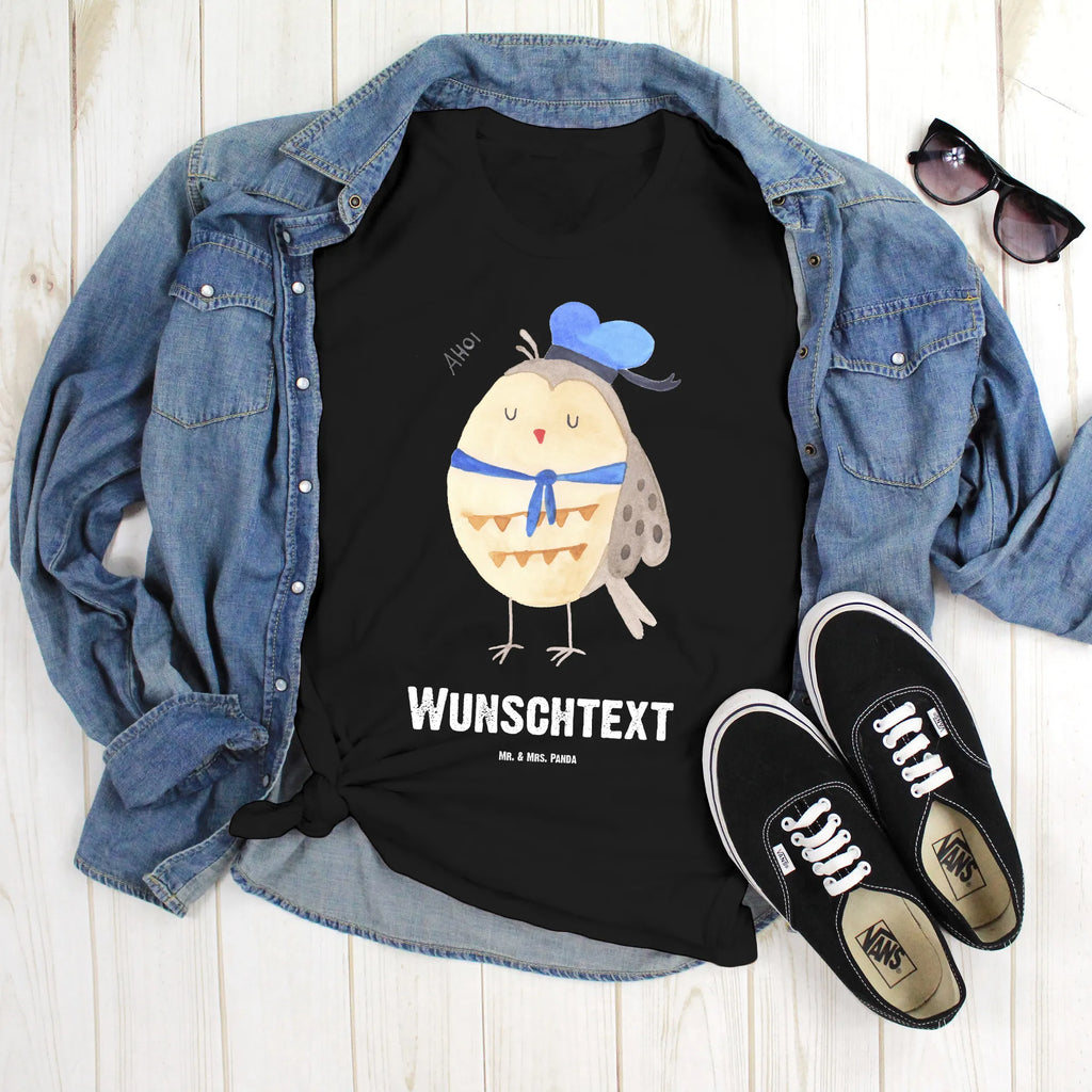 Personalised T-Shirt Owl sailor Wunschtext, T-Shirt mit Namen, Bedrucken, T-Shirt mit Aufruck, T-Shirt Personalisiert, Eule, Heimathafen, Owl, Eule Deko, Seefahrer, Hochzeitstag Geschenk, Eule Spruch, Ehe, Matrose, Freundin, Wortspiel Lustig