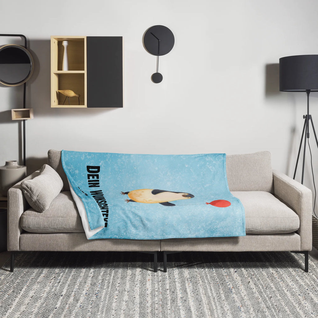 Personalisierte Decke Pinguin Luftballon Schmusedecke, Entspannen, Personalisierte Decke, Kuschelfleecedecke, Gemütlich, Jahrestagsgeschenk, Dekoration, Teddydecke, Decke Bedrucken, Dekodecke, Mikrofaser Decke, Decke mit Namen, Kuscheldecke XXL, Kuscheldecke mit Namen, Weihnachtsgeschenk, Kuscheldecke Bedrucken, Wohnzimmerdecke, Kinderdecke, Fleecedecke, Pinguin, Tagträume, Luftballon, Geschenk Freundin, Glück, Geschenkidee, Lebenslust, Motivation, Beste Freundin, Neues Leben, Neustart, Pinguine, Liebe