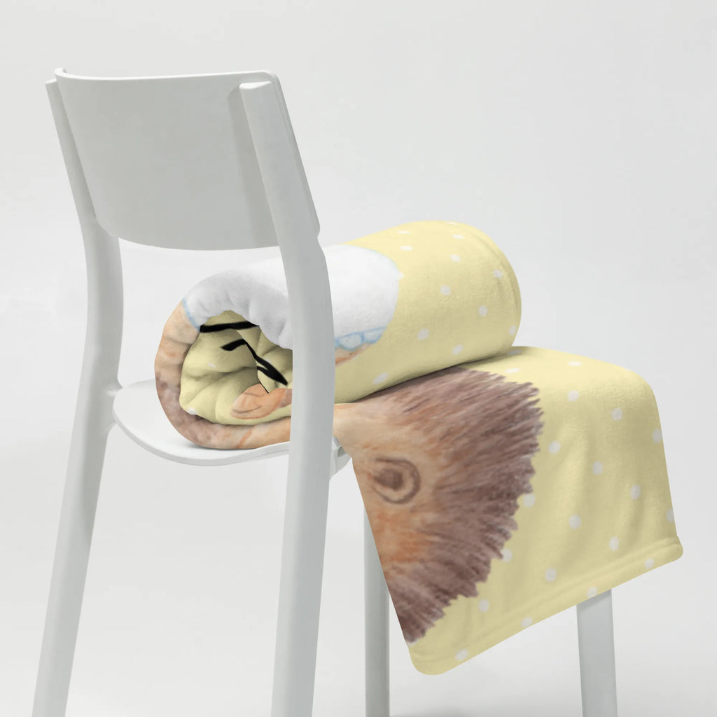 Personalisierte Decke Igel mit Wein Kuscheldecke mit Namen, Decke mit Namen, Mikrofaser Decke, Kinderdecke, Fleecedecke, Wohnzimmerdecke, Schmusedecke, Jahrestagsgeschenk, Kuscheldecke XXL, Kuscheldecke Bedrucken, Personalisierte Decke, Entspannen, Dekoration, Weihnachtsgeschenk, Gemütlich, Teddydecke, Decke Bedrucken, Kuschelfleecedecke, Dekodecke, Lustige Sprüche, Tiere, Tiermotive, Gute Laune, Igel, Weißwein, Rotwein, Wein Deko, Weinglas, Wein trinken, Geschenk Weinliebhaber, Geschenk Weintrinker, Wein Spruch