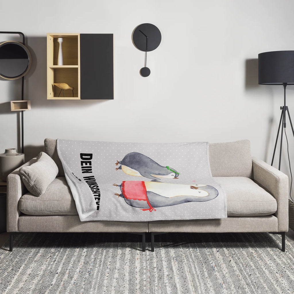 Personalizowany koc Pingwin z dzieckiem Decke mit Namen, Weihnachtsgeschenk, Entspannen, Schmusedecke, Kuscheldecke mit Namen, Fleecedecke, Kuscheldecke XXL, Personalisierte Decke, Kinderdecke, Wohnzimmerdecke, Mikrofaser Decke, Teddydecke, Jahrestagsgeschenk, Kuscheldecke Bedrucken, Decke Bedrucken, Gemütlich, Kuschelfleecedecke, Dekodecke, Dekoration, Muttertag, Vatertag, Mama, Papa, Oma, Opa, Familie, Schwester, Bruder, Mutti, Geburststag, Geschenk, Mami, Mutter