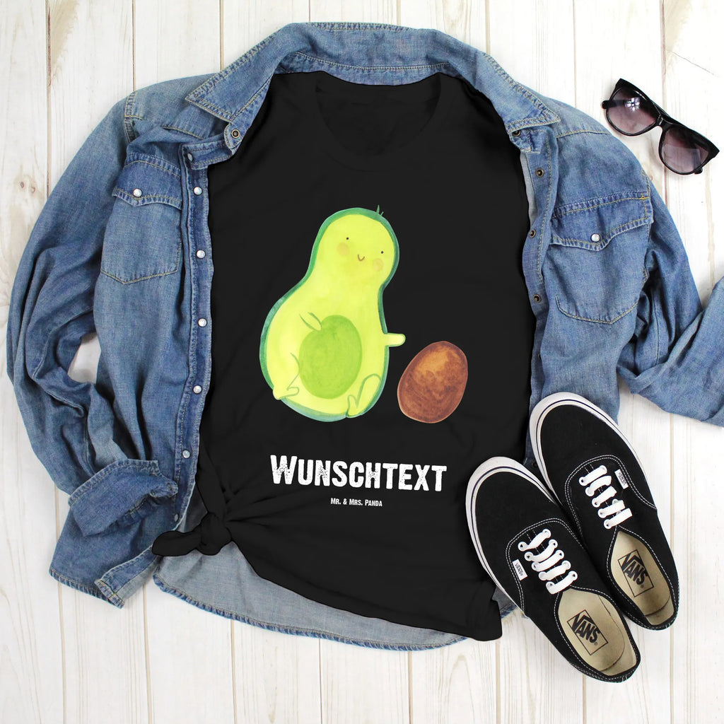 Personalisiertes T-Shirt Avocado rollt Kern T-Shirt mit Namen, T-Shirt mit Aufruck, T-Shirt Personalisiert, Bedrucken, Wunschtext, Avocado, Veggie, Vegan, Gesund, Love, Baby, Säugling, Schwangerschaft, Große Liebe, Zur Geburt, Avocados, Babyparty, Kind, Geburtstag, Liebe, Geburt, Erstes Kind, Schwanger