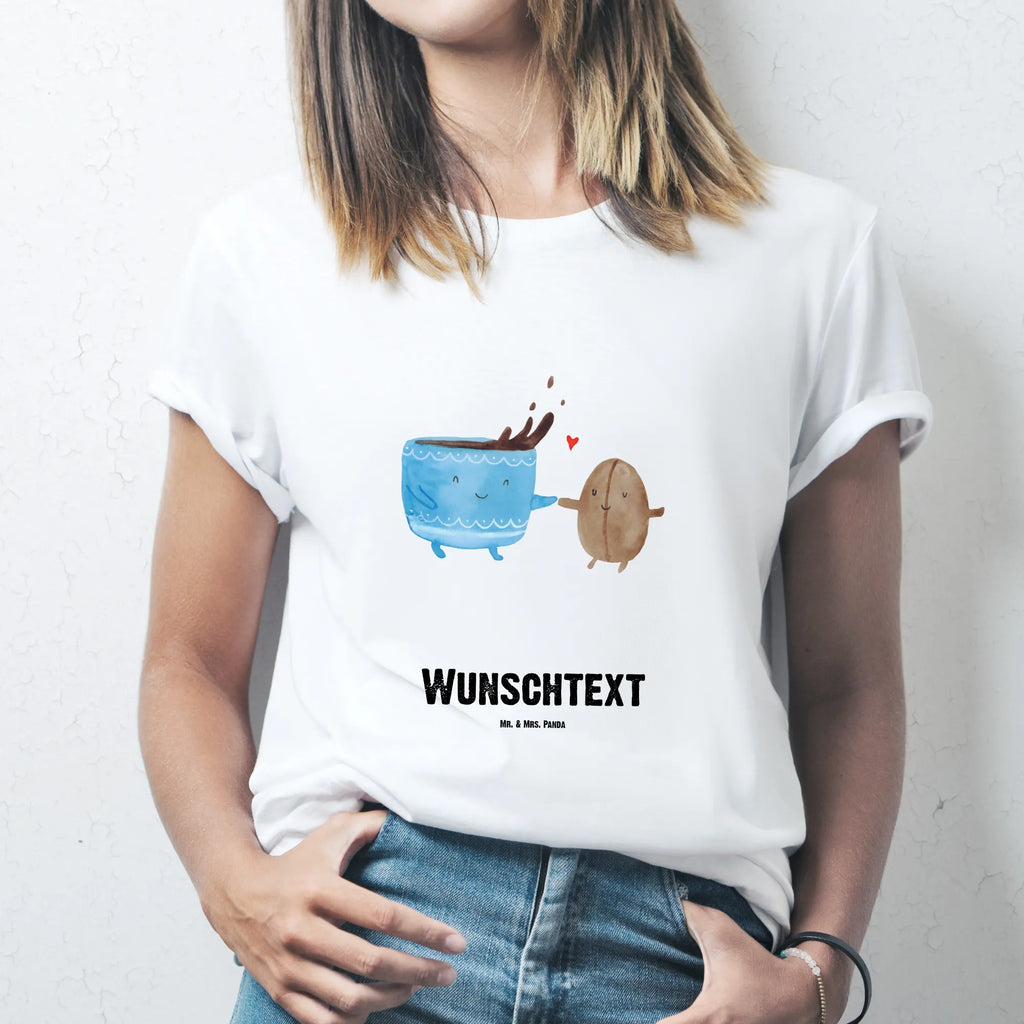 Personalised T-Shirt Coffee Bean Bedrucken, Wunschtext, T-Shirt mit Namen, T-Shirt mit Aufruck, T-Shirt Personalisiert, Lustige Sprüche, Gute Laune, Tiere, Tiermotive, Zufriedenheit, Kaffee, Kaffeebohne, Glück, Genuss