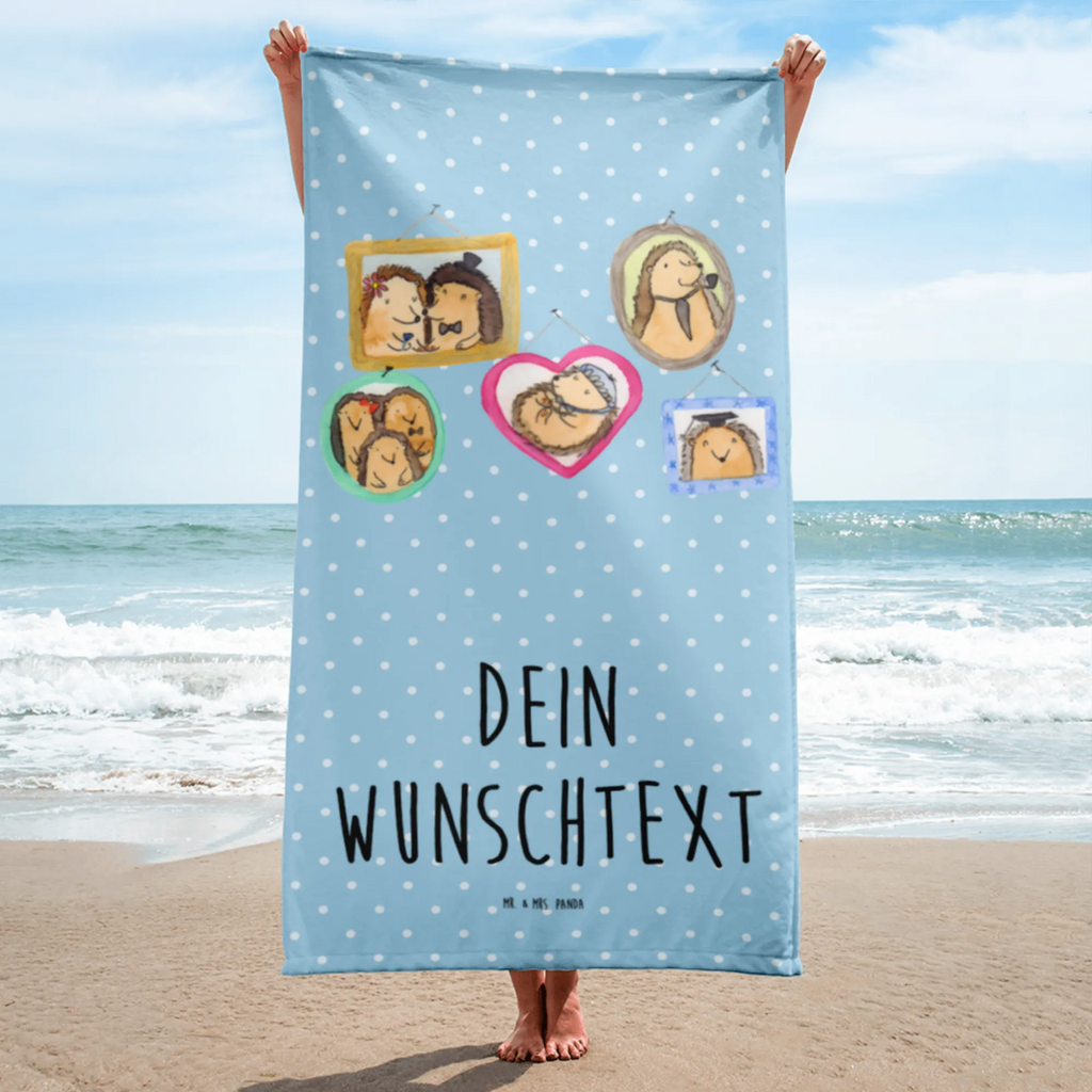 Handtuch mit Namen Igel Familie Handtuch In XL Mit Personalisierung, Handtuch XL Für Hochzeit Mit Wunschtext, Handtuch XL Für Paare Mit Wunschtext, Handtuch XL Für Strand Personalisiert, Flauschiges Handtuch XL Personalisiert, XL Handtuch Mit Namen, Wellnesshandtuch XL Mit Wunschtext, Handtuch XL Für Männer Mit Gravur, Handtuch XL Für Kinder Mit Namen, Saunatuch XL Mit Gravur, Personalisiertes XL Handtuch, Mikrofaser Handtuch XL Mit Namen, Handtuch XL Für Frauen Mit Wunschtext, Geschenkhandtuch XL Mit Gravur, Hochwertiges Handtuch XL Mit Namen, Handtuch 80x200 Mit Wunschtext, Bio Baumwolle Handtuch XL Mit Wunschtext, Handtuch Übergröße Mit Wunschtext, Sporthandtuch XL Mit Namen, XL Handtuch Mit Wunschtext, Extra Großes Handtuch Mit Namen, Handtuch 100x180 Personalisiert, Großes Baumwollhandtuch Mit Gravur, Großes Handtuch Mit Gravur, Design Handtuch XL Mit Gravur, Duschtuch XL Mit Namen, XL Handtuch Als Geburtstagsgeschenk Mit Namen, Badehandtuch XL Mit Wunschtext, Handtuch XL Für Sauna Mit Gravur, Familie, Vatertag, Muttertag, Bruder, Schwester, Mama, Papa, Oma, Opa, Bilder, Igel, Zusammenhalt, Glück, Liebe