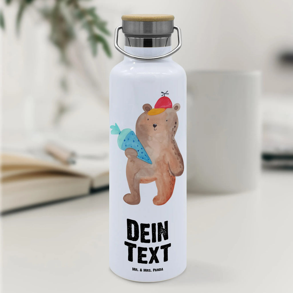 Personalisierte Trinkflasche Bär mit Schultüte Trinkflasche Für Büro Mit Gravur, Trinkflasche Für Damen Mit Namen, Trinkflasche Für Erwachsene Mit Gravur, Trinkflasche Selbst Gestalten, Trinkbehälter Mit Namen, Geschenk Trinkflasche Personalisiert, Trinkflasche Bedruckt Mit Namen, Trinkflasche Mit Text, Personalisierte Trinkflasche, Trinkflasche Als Geschenk Mit Namen, Trinkflasche Mit Wunschtext, Getränkeflasche Mit Wunschtext, Trinkflasche Für Sport Mit Wunschtext, Auslaufsichere Trinkflasche Mit Wunschtext, Thermo-Trinkflasche Mit Namen, Wasserflasche Mit Namen, Design Trinkflasche Mit Wunschtext, Isolierte Trinkflasche Mit Gravur, Trinkflasche Mit Klappdeckel Und Wunschtext, Trinkflasche Mit Namen, Trinkflasche Für Herren Mit Gravur, Lustige Trinkflasche Mit Gravur, Trinkflasche Mit Motiv Und Namen, Trinkflasche Für Schule Mit Wunschtext, Kunststoff Trinkflasche Mit Wunschtext, Flasche Mit Gravur, Edelstahl Trinkflasche Mit Gravur, BPA-Freie Trinkflasche Personalisiert, Glas Trinkflasche Mit Namen, Trinkflasche Mit Gravur, Trinkflasche Für Kinder Mit Namen, Wiederverwendbare Trinkflasche Mit Wunschtext, Trinkflasche Für Kita Mit Namen, Bär, Teddy, Teddybär, Schulanfang, Schultüte, Schule Geschenk, Erster Schultag Geschenk, Bär Motiv, Schulbeginn, Einschulung Geschenk, Grundschule