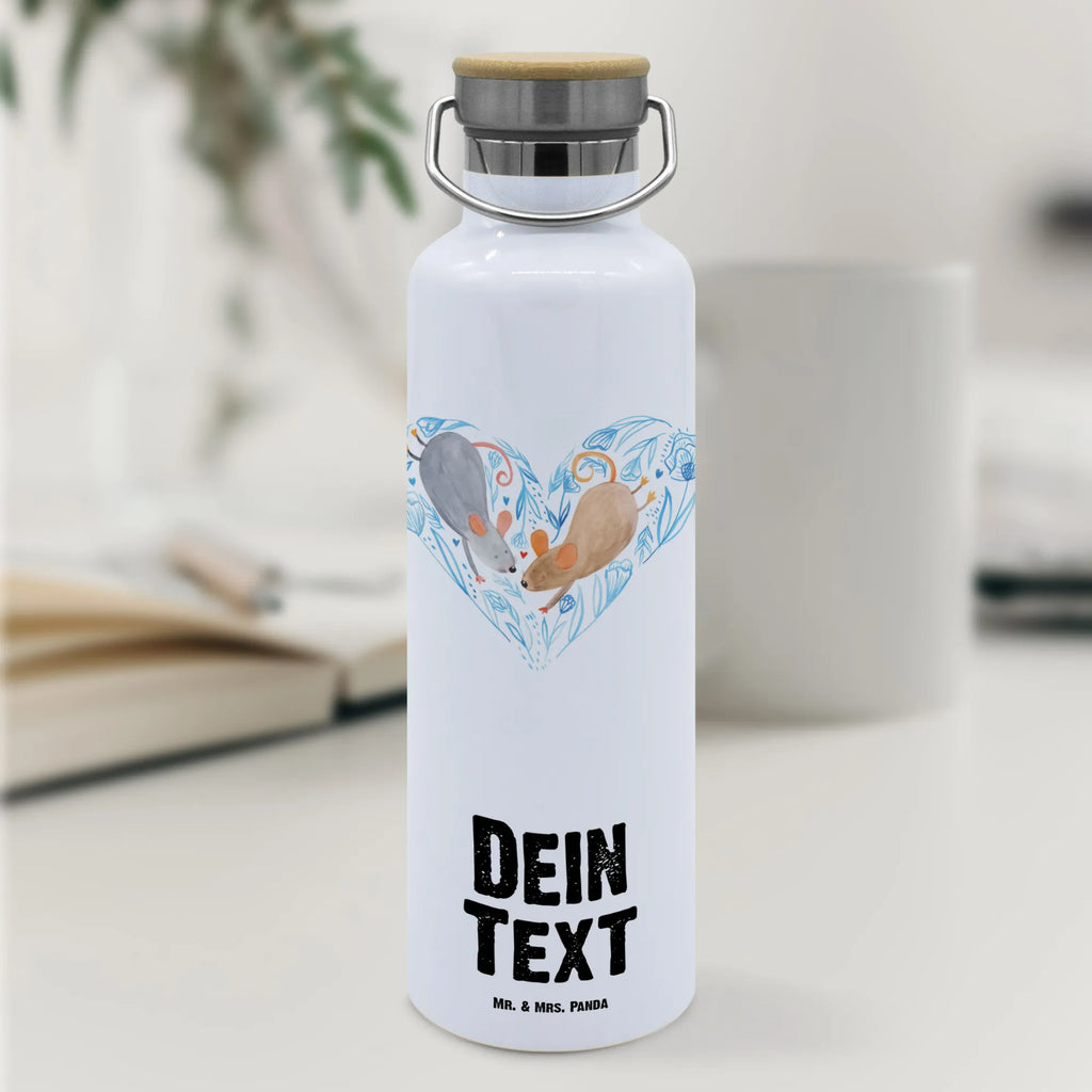 Personalisierte Trinkflasche Mäuse Herz Auslaufsichere Trinkflasche Mit Wunschtext, Kunststoff Trinkflasche Mit Wunschtext, Lustige Trinkflasche Mit Gravur, Trinkflasche Mit Text, Trinkflasche Selbst Gestalten, Flasche Mit Gravur, Trinkflasche Für Herren Mit Gravur, Trinkflasche Für Kinder Mit Namen, Getränkeflasche Mit Wunschtext, Trinkflasche Mit Namen, Isolierte Trinkflasche Mit Gravur, Trinkflasche Für Kita Mit Namen, Trinkflasche Mit Klappdeckel Und Wunschtext, Trinkflasche Für Büro Mit Gravur, Trinkflasche Mit Motiv Und Namen, Wiederverwendbare Trinkflasche Mit Wunschtext, Trinkflasche Mit Wunschtext, Personalisierte Trinkflasche, Trinkflasche Mit Gravur, Wasserflasche Mit Namen, Glas Trinkflasche Mit Namen, BPA-Freie Trinkflasche Personalisiert, Trinkflasche Für Erwachsene Mit Gravur, Design Trinkflasche Mit Wunschtext, Thermo-Trinkflasche Mit Namen, Trinkflasche Für Schule Mit Wunschtext, Trinkbehälter Mit Namen, Trinkflasche Für Sport Mit Wunschtext, Trinkflasche Bedruckt Mit Namen, Trinkflasche Als Geschenk Mit Namen, Geschenk Trinkflasche Personalisiert, Trinkflasche Für Damen Mit Namen, Edelstahl Trinkflasche Mit Gravur, Liebe, Partner, Freund, Freundin, Ehemann, Ehefrau, Heiraten, Verlobung, Heiratsantrag, Liebesgeschenk, Jahrestag, Hocheitstag, Geschenk für zwei, Love, Gemeinsamkeit, Mäuse, Maus, Liebesbotschaft, Hochzeit, Lieblingsmensch, Liebesbeweis