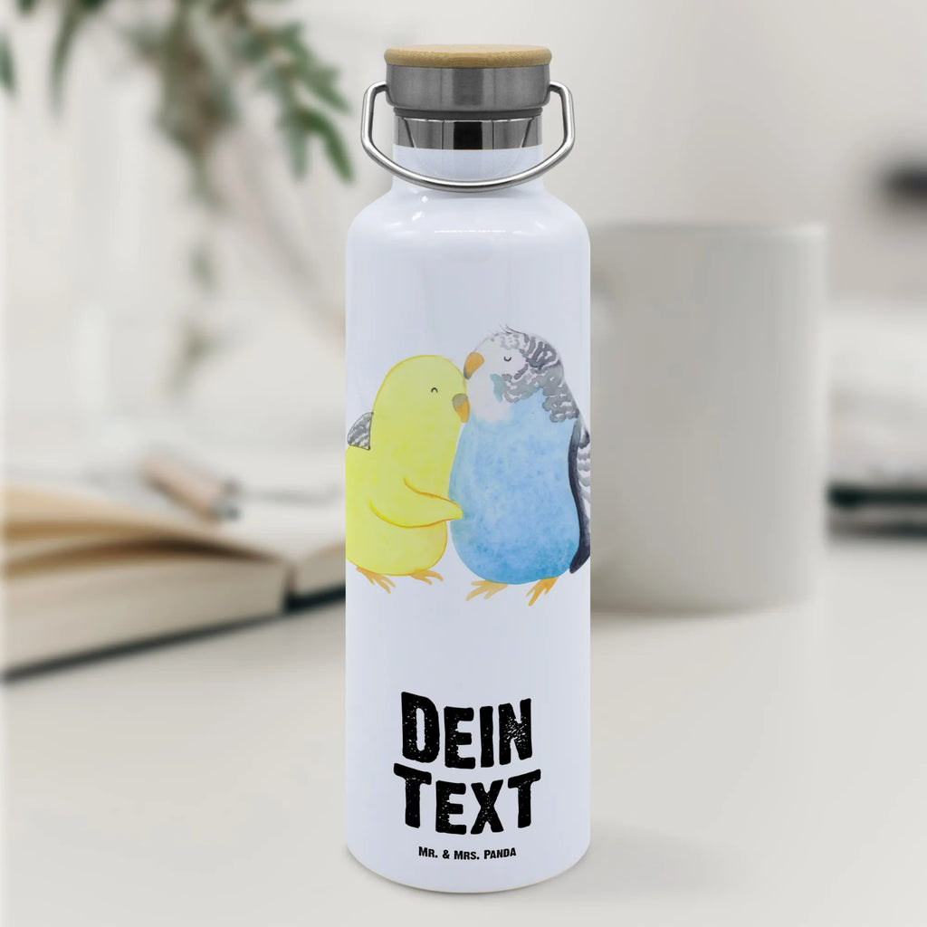Personalisierte Trinkflasche Wellensittich Liebe Getränkeflasche Mit Wunschtext, Design Trinkflasche Mit Wunschtext, Glas Trinkflasche Mit Namen, Wiederverwendbare Trinkflasche Mit Wunschtext, Trinkflasche Selbst Gestalten, Edelstahl Trinkflasche Mit Gravur, Trinkbehälter Mit Namen, Trinkflasche Für Kinder Mit Namen, Trinkflasche Mit Namen, Wasserflasche Mit Namen, Trinkflasche Für Herren Mit Gravur, Auslaufsichere Trinkflasche Mit Wunschtext, Trinkflasche Für Kita Mit Namen, Trinkflasche Mit Motiv Und Namen, Trinkflasche Mit Klappdeckel Und Wunschtext, Trinkflasche Als Geschenk Mit Namen, Trinkflasche Für Sport Mit Wunschtext, Flasche Mit Gravur, Trinkflasche Mit Text, Trinkflasche Für Büro Mit Gravur, Lustige Trinkflasche Mit Gravur, Personalisierte Trinkflasche, Trinkflasche Für Erwachsene Mit Gravur, Thermo-Trinkflasche Mit Namen, Trinkflasche Mit Gravur, Trinkflasche Für Damen Mit Namen, Kunststoff Trinkflasche Mit Wunschtext, Trinkflasche Bedruckt Mit Namen, BPA-Freie Trinkflasche Personalisiert, Trinkflasche Für Schule Mit Wunschtext, Isolierte Trinkflasche Mit Gravur, Geschenk Trinkflasche Personalisiert, Trinkflasche Mit Wunschtext, Liebe, Partner, Freund, Freundin, Ehemann, Ehefrau, Heiraten, Verlobung, Heiratsantrag, Liebesgeschenk, Jahrestag, Hocheitstag, Wellensittich, Vertrauen, Vögel, Nähe, Kuscheln