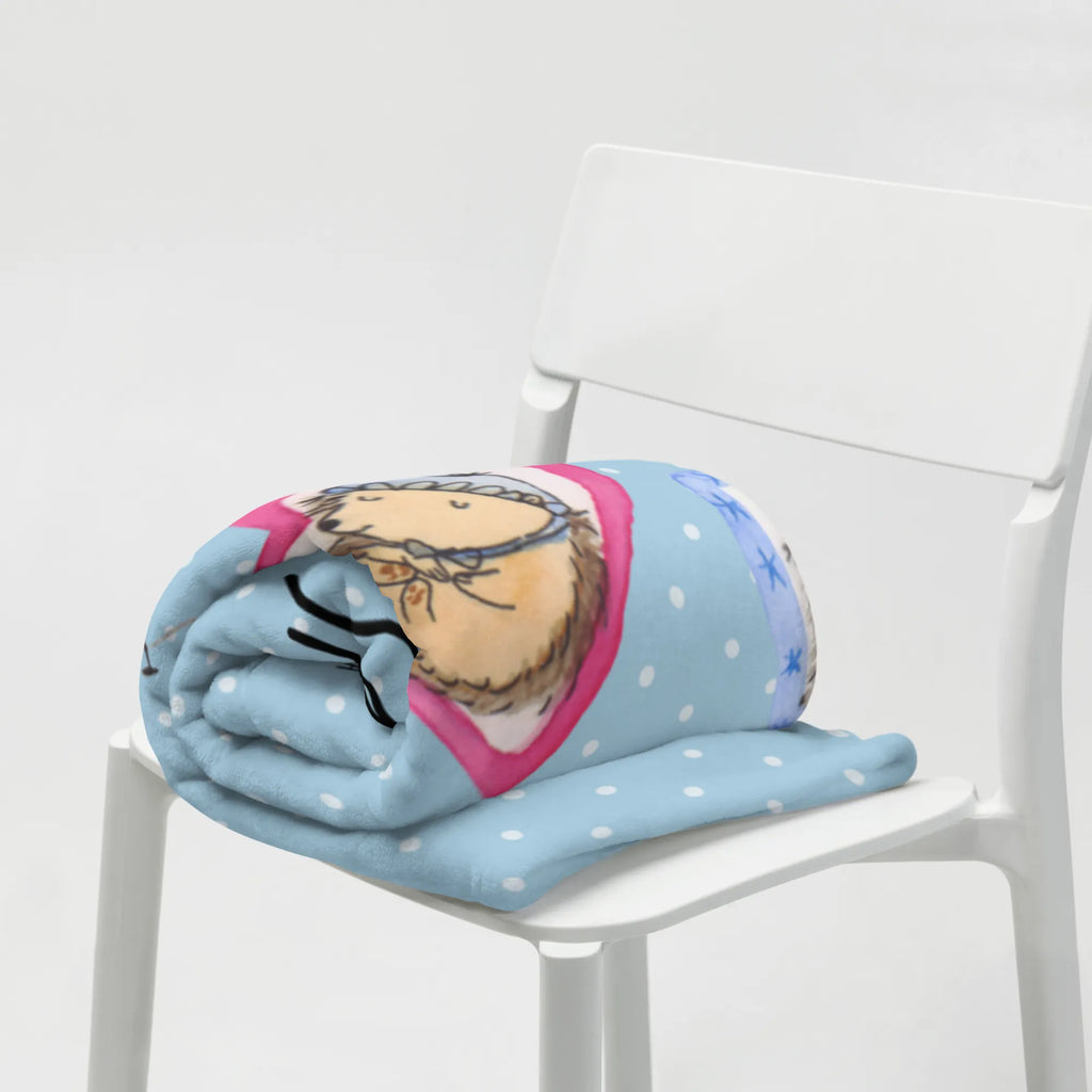 Kocyk dla niemowląt z imieniem Rodzina jeży Babygeschenk personalisiet, Babdyecke personalisiert, Babydecke bedrucken, Krabbeldecke personalisiert, Babygeschenk mit Namen, Babydecke mit Namen, Krabbeldecke mit Namen, Familie, Vatertag, Muttertag, Bruder, Schwester, Mama, Papa, Oma, Opa, Zusammenhalt, Bilder, Liebe, Glück, Igel