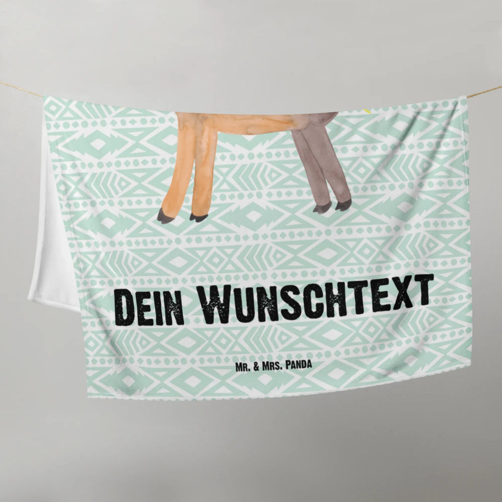 Babydecke mit Namen Lama stolz Krabbeldecke personalisiert, Krabbeldecke mit Namen, Babydecke mit Namen, Babygeschenk personalisiet, Babydecke bedrucken, Babdyecke personalisiert, Babygeschenk mit Namen, Lama, Alpaka, Außenseiter, Family, Anders, Familie, stolz, Freundin, beste Freundin, Freundinnen, Neustart, Lamas, Kumpel, Hippie