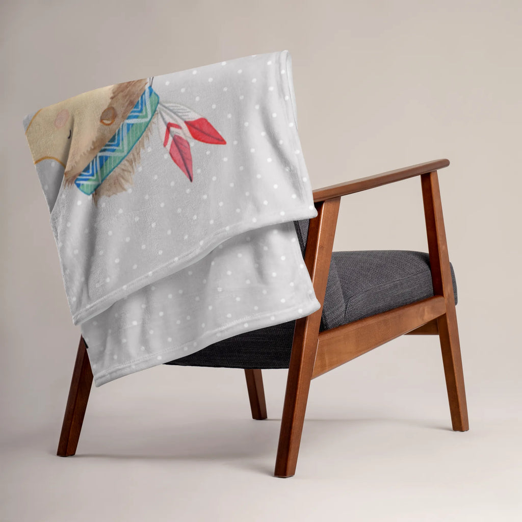 Babydecke mit Namen Igel Indianer Wohnzimmerdecke, Babydecke mit Namen, Entspannen, Jahrestagsgeschenk, Dekoration, Babydecke Bedrucken, Babdyecke Personalisiert, Krabbeldecke Personalisiert, Schmusedecke, Kuschelfleecedecke, Kinderdecke, Fleecedecke, Teddydecke, Kuscheldecke XXL, Gemütlich, Babygeschenk Personalisiet, Mikrofaser Decke, Babygeschenk mit Namen, Krabbeldecke mit Namen, Weihnachtsgeschenk, Dekodecke, Tiere, Waldtiere, Lagerfeuer, Igel, Camping, Abenteuer, Indianer