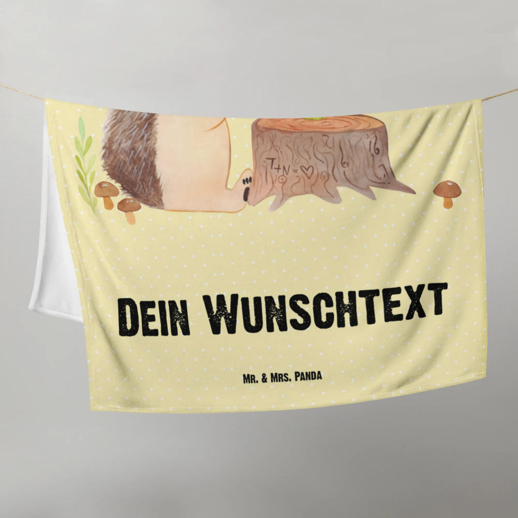 Babydecke mit Namen Igel Indianer Wohnzimmerdecke, Babydecke mit Namen, Entspannen, Jahrestagsgeschenk, Dekoration, Babydecke Bedrucken, Babdyecke Personalisiert, Krabbeldecke Personalisiert, Schmusedecke, Kuschelfleecedecke, Kinderdecke, Fleecedecke, Teddydecke, Kuscheldecke XXL, Gemütlich, Babygeschenk Personalisiet, Mikrofaser Decke, Babygeschenk mit Namen, Krabbeldecke mit Namen, Weihnachtsgeschenk, Dekodecke, Tiere, Waldtiere, Lagerfeuer, Igel, Camping, Abenteuer, Indianer