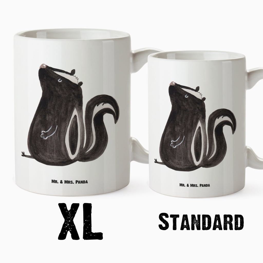 XL Tasse Stinktier sitzend Mega Tasse, XL Tasse, Tasse In Übergröße, Trinkbecher XL, Übergröße Tasse, Große Tasse, Tasse Extra Groß, Mikrowellengeeignete XL Tasse, XL Tasse Für Zuhause, Becher Für Büro Groß, Kaffeetasse XL, Tasse Großformat, Teetasse XL, Riesenkaffeetasse, Riesentasse, XL Tasse Geschenkidee, Tasse Für Tee Liebhaber, Große Tasse Mit Henkel, Becher XL, XL Tasse Für Arbeit, XL Tasse Porzellan, Jumbo Tasse, Frühstückstasse Groß, Latte Becher XL, Tasse Mit Viel Fassungsvermögen, Lustige XL Tasse, Tasse Für Viel Kaffee, Design Tasse Groß, Große Keramiktasse, Stinktier, Skunk, Büro, Stinki, Recht, Wildtier, Raubtier, Stinker, Besserwisser, Spruch