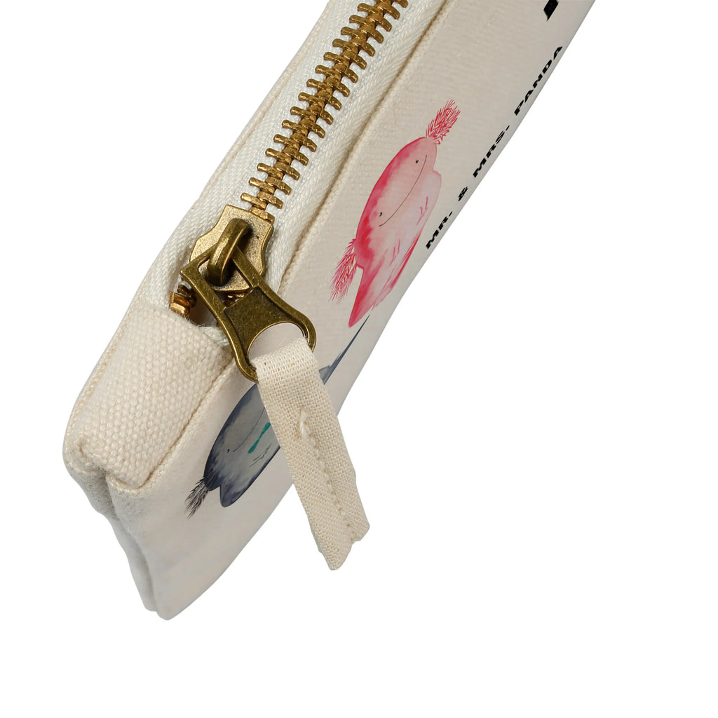 Schminktasche Axolotl Liebe Kosmetiktasche, pencil case, Schlampermäppchen, pinsel tasche, toiletry bag, Kosmetikbeutel, Schminkbeutel, kosmetiktäschchen, Stiftemäppchen, aufbewahrungsbeutel, Schminktasche, Waschtasche, Kulturbeutel, aufbewahrungstasche, Waschbeutel, utensilientasche, Etui, Mäppchen, Kulturtasche, beauty tasche, beauty case, Schminktäschchen, Federmappe, Freundin, Freund, Liebe, Liebesgeschenk, Jahrestag, Verlobung, Partner, Ehemann, Ehefrau, Heiraten, Heiratsantrag, Hocheitstag, Mitbringsel, Liebesbeweis, für Männer, Geschenk für Partner, für Ehemann, Geschenk für Frauen, Geschenk für Freundin, Valentinstag, Hochzeitstag