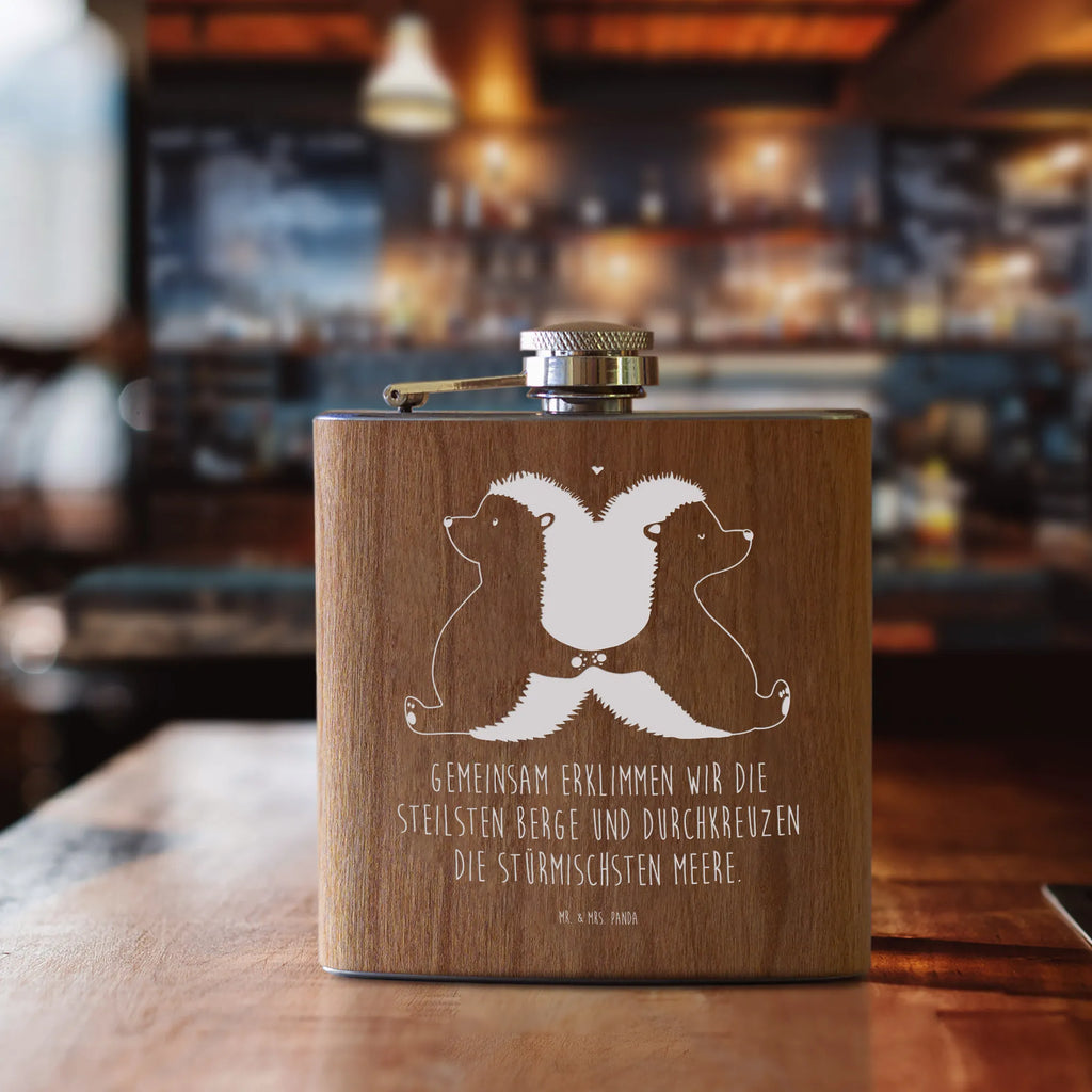 Hipflask Hedgehogs holding hands Flachmann, Flachmann Für Reisen, Flachmann Robust, Flachmann Für Unterwegs, Flachmann Aus Kupfer, Flachmann Für Wandern, Flachmann Gravurbereit, Flachmann Klassisch, Flachmann Für Paare, Flachmann 200 ml, Flachmann 6 oz, Whisky-Flachmann, Edelstahl-Flachmann, Flachmann Aus Zinn, Flachmann Mit Deckelverschluss, Flachmann Geschenkidee, Taschenflachmann, Flachmann Aus Messing, Spirituosen-Flachmann, Flachmann Mit Trichter, Metall-Flachmann, Flachmann Für Camping, Flachmann Leicht, Flachmann Set, Flachmann Für Frauen, Flachmann Modern, Hip Flask, Schnapsflachmann, Flachmann Mit Gravur, Flachmann Für Männer, Flachmann Personalisiert, Flachmann 250 ml, Flachmann Mit Lederbezug, Flachmann Für Trauzeugen, Flachmann Als Gastgeschenk, Flachmann Mit Motiv, Flachmann Rutschfest, Flachmann Aus Edelstahl, Flachmann Geschenk, Liebe, Partner, Freund, Freundin, Ehemann, Ehefrau, Heiraten, Verlobung, Heiratsantrag, Liebesgeschenk, Jahrestag, Hocheitstag, Liebesbotschaft, Igel, Hand in Hand, Igelliebe, Love, Geschenk für zwei, Hochzeit, Gemeinsamkeit, Liebesbeweis, Lieblingsmensch, große Liebe