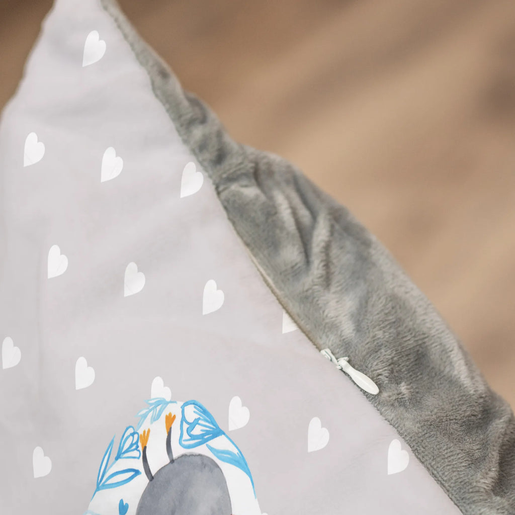 Katzenbett Mäuse Herz Katenborb, Katze, Körbchen, Katzenbett, Tierbett, Katzenliege, Kater, Liebe, Partner, Freund, Freundin, Ehemann, Ehefrau, Heiraten, Verlobung, Heiratsantrag, Liebesgeschenk, Jahrestag, Hocheitstag, Liebesbeweis, Geschenk für zwei, Mäuse, Lieblingsmensch, Gemeinsamkeit, Love, Maus, Hochzeit, Liebesbotschaft