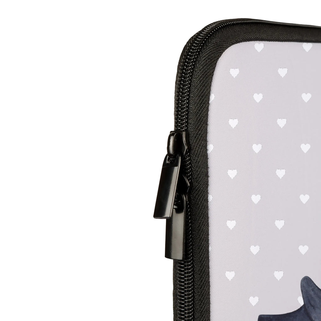 Notebook Tasche Pinguine Kuss Notebook-Tasche Klassisch, Notebook-Tasche Für 13 Zoll, Laptop-Case, Notebook-Tasche Studenten, Laptop-Rucksack, Notebook-Tasche Slim, Notebookhülle, Notebook-Tasche Mit Tragegriff, Notebook-Tasche Für Herren, Notebook-Tasche Mit Reißverschluss, Notebook-Tasche Aus Leder, Notebook-Rucksack, ChatGPT:<br />Notebooktasche, Notebook-Tasche Ergonomisch, Notebook-Tasche Für 15 Zoll, Notebook-Tasche Vintage, Notebook-Tasche Wasserfest, Notebook-Tasche Mit Zubehörfach, Laptop-Sleeve, Notebook-Sleeve, Notebook-Tasche Für Damen, Notebook-Tasche Aus Neopren, Notebook-Tasche Gepolstert, Notebook-Tasche Mit Organizer, Notebook-Querträger, Laptophülle, Notebook-Tasche Minimalistisch, Laptop-Aktentasche, Notebook-Tasche Robust, Laptop-Umhängetasche, Notebook-Tasche Aus Nylon, Notebook-Tasche Aus Canvas, Laptop-Messenger-Bag, Notebook-Tasche Für 17 Zoll, Notebook-Tasche Modern, Notebook-Tasche Reisegeeignet, Laptop-Hülle, Notebook-Umhängetasche, Notebook-Tasche Rucksackstil, Laptoptasche, Notebook-Tasche Casual, Notebook-Tasche Business, Notebook-Tasche Leicht, Notebook-Aktentasche, Notebook-Case, Notebook-Tasche Mit Schultergurt, Notebook-Tasche Büro, Freundin, Freund, Liebe, Liebesgeschenk, Jahrestag, Verlobung, Partner, Ehemann, Ehefrau, Heiraten, Heiratsantrag, Hocheitstag, Geschenk für Partner, Geschenk für Frauen, Valentinstag, Hochzeitstag, Geschenk für Freundin, Liebesbeweis, für Ehemann, für Männer, Mitbringsel