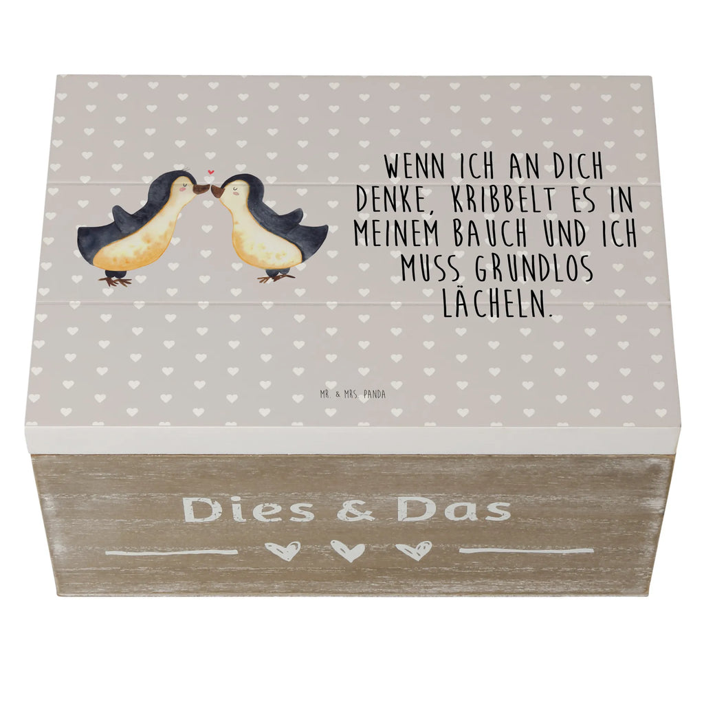 Holzkiste Pinguine Kuss Box aus Holz, aufbewahrungskiste mit deckel, aufbewahrungskisten, Holzkisten, box holz, truhe holz, Holzkiste mit Deckel, holzschatulle, Holz Aufbewahrungsbox, aufbewahrungsboxen, Holzbox mit Deckel, Holzkiste, Holztruhe, aufbewahrungstruhe, holztruhen, kiste holz, holzkästchen, Holzboxen, Schatulle, Holzbox, holzschachtel, Aufbewahrungskiste, Aufbewahrungsbox, Aufbewahrungsbox aus Holz, Aufbewahrungsbox Holz, Partner, Ehemann, Heiratsantrag, Ehefrau, Liebe, Freund, Hocheitstag, Liebesgeschenk, Jahrestag, Freundin, Heiraten, Verlobung, Geschenk für Frauen, für Ehemann, Liebesbeweis, Geschenk für Freundin, Mitbringsel, Hochzeitstag, Geschenk für Partner, für Männer, Valentinstag