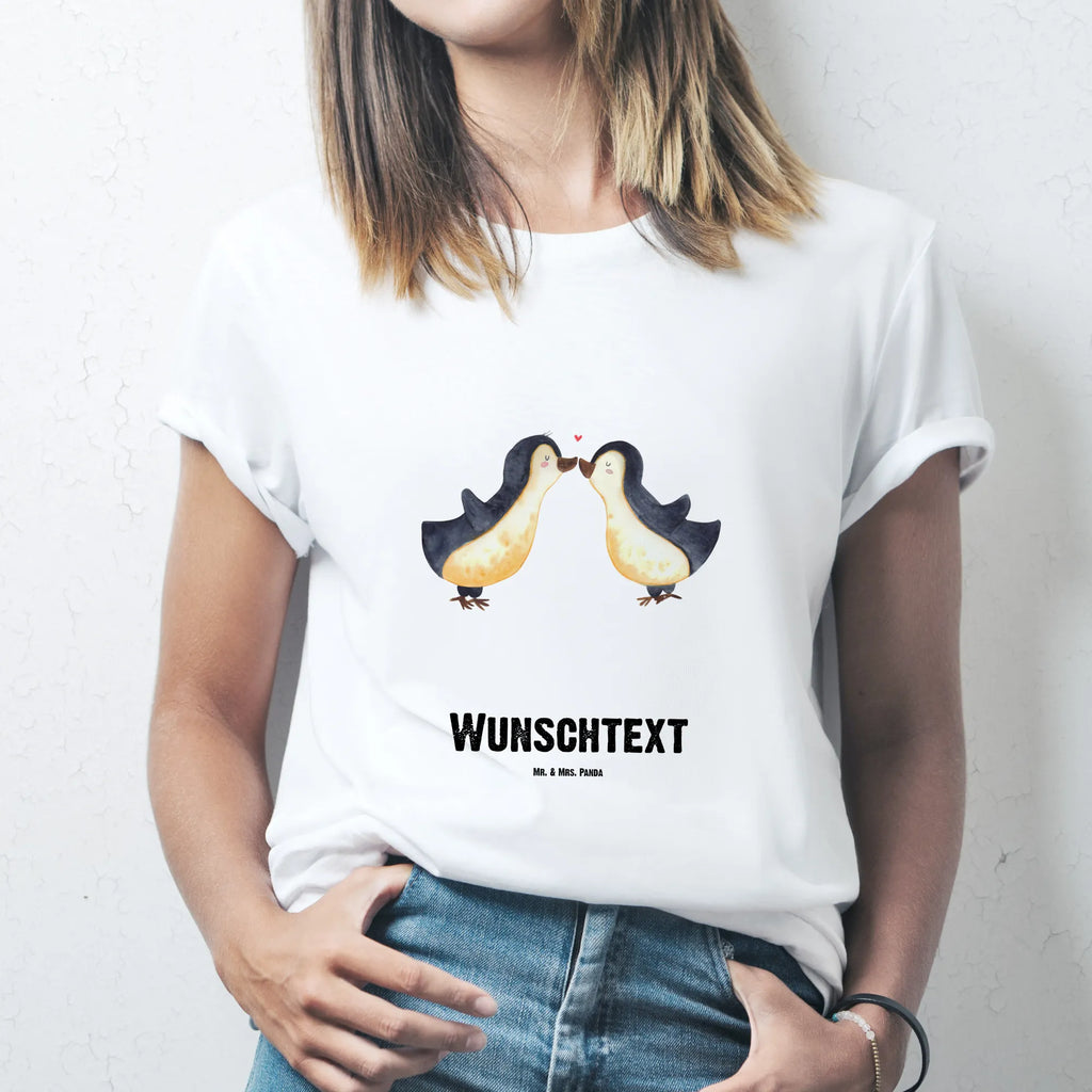 Personalised T-Shirt penguins kiss T-Shirt mit Namen, T-Shirt mit Aufruck, T-Shirt Personalisiert, Ehefrau, Hocheitstag, Heiratsantrag, Heiraten, Jahrestag, Verlobung, Liebesgeschenk, Liebe, Partner, Freundin, Ehemann, Freund, Liebesbeweis, Mitbringsel, Geschenk für Frauen, für Ehemann, Geschenk für Partner, Valentinstag, für Männer, Hochzeitstag, Geschenk für Freundin