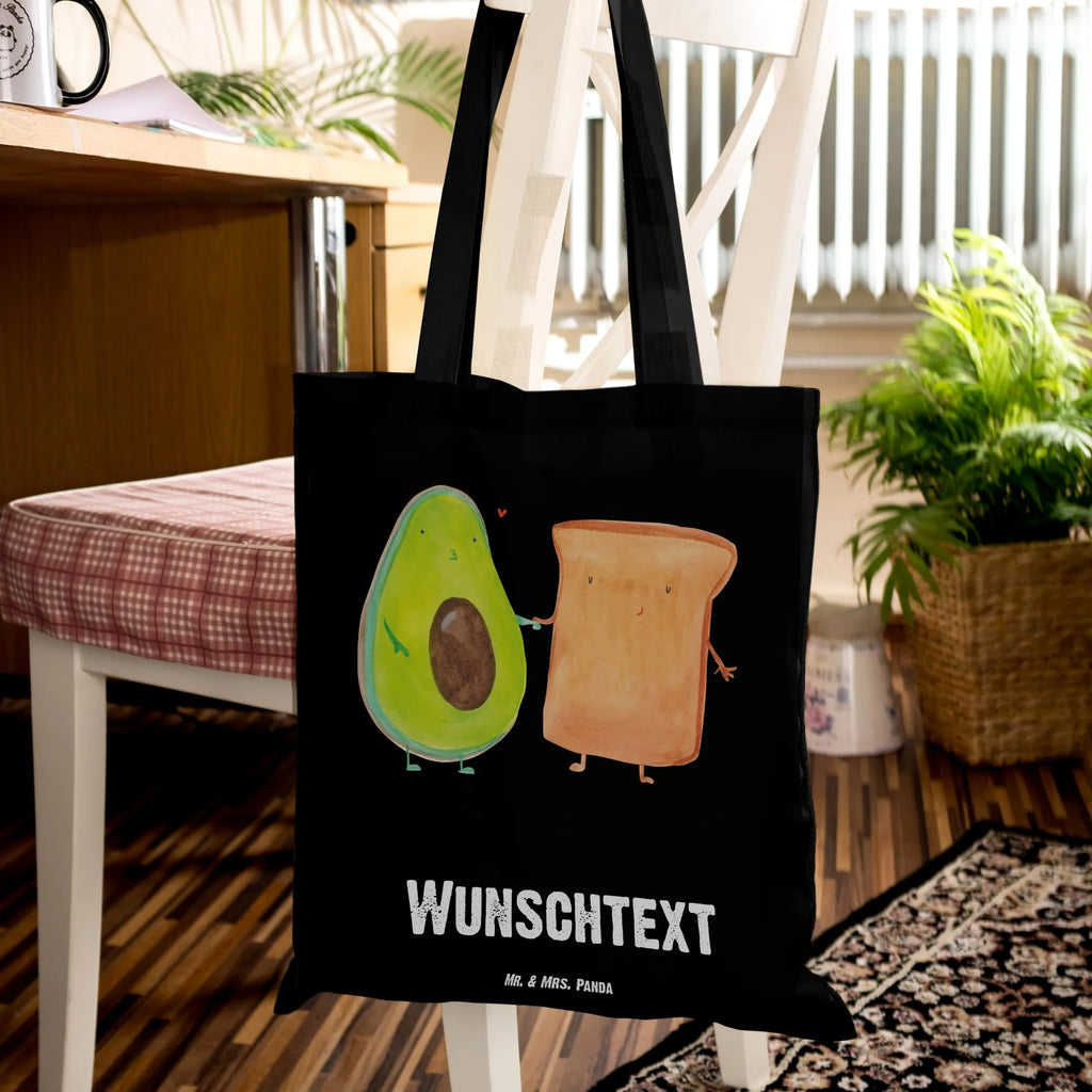 Personalisierte Tragetasche Avocado + Toast Personalisierte Beuteltasche, Tragetasche mit Namen, Stoffbeutel mit Namen, Personalisierter Jutebeutel, Personalisierter Stoffbeutel, Personalisierte Einkaufstasche, Einkaufstasche mit Namen, Personalisierter Beutel, Personalisierte Jutetasche, Personalisierte Kindergartentasche, Personalisierte Tasche, Avocado, Veggie, Vegan, Gesund, Toast, Pärchen, Jahrestagsgeschenk, Freund, Verlobungsparty, Freundin, Verlobt, Liebespaar, Hochzeit, Toastbrot, Jahrestag, Hochzeitsgeschenk