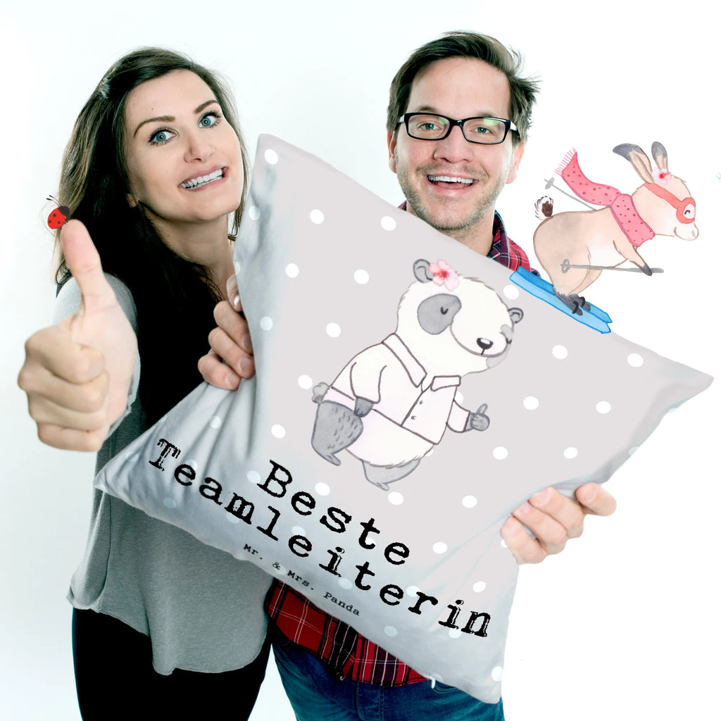 Cushion panda Best Team Leader wohnzimmer kissen, wurfkissen, zier kissen, Kopfkissen, Kopfkissen 40x40, Kissen 40x40, microfaser zierkissen, Couchkissen, kissen mikrofaser, couch kissen, Sofakissen 40x40, Dekokissen, deko kissen, kuschel kissen, couchkissen 40x40, 40 X 40 Kissen, Dekokissen 40x40, microfaser sofakissen, microfaser kopfkissen, Polsterkissen, Dekokissen Sofa, microfaser dekokissen, sofa kissen, kissen für couch, Mikrofaser Kissen, zierkissen 40x40, Zierkissen, Kuschelkissen, kissen 40 x 40, kuschelkissen 40x40, Kissen, 40x40 kissen, Motivkissen, kissen für sofa, Sofakissen, Geschenkidee, Geschenk, Schenken, Mitbringsel, Geburtstag, Geburtstagsgeschenk, für, Danke, Dankeschön, Bedanken, Freude machen, Geschenktipp, Teamleiterin, Vorgesetzte, Ruhestand, Gruppenleiterin, Kollegin, Seminarleiterin, Abschiedsgeschenk, Abschied, Leiterin, Chefin