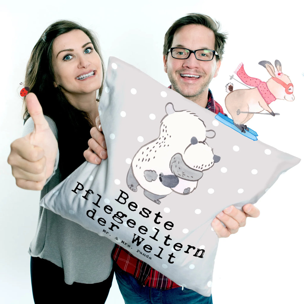 40x40 Kissen Panda Beste Pflegeeltern der Welt 40 X 40 Kissen, kuschel kissen, Motivkissen, Couchkissen, Sofakissen, deko kissen, Mikrofaser Kissen, kuschelkissen 40x40, kissen für couch, 40x40 kissen, Kissen 40x40, microfaser zierkissen, Kuschelkissen, zier kissen, zierkissen 40x40, wurfkissen, Dekokissen Sofa, Polsterkissen, kissen mikrofaser, Sofakissen 40x40, Kopfkissen 40x40, wohnzimmer kissen, sofa kissen, couchkissen 40x40, Kissen, Dekokissen, couch kissen, Dekokissen 40x40, kissen für sofa, microfaser kopfkissen, Kopfkissen, microfaser dekokissen, kissen 40 x 40, microfaser sofakissen, Zierkissen, Geschenkidee, Geschenk, Schenken, Mitbringsel, Geburtstag, Geburtstagsgeschenk, für, Danke, Dankeschön, Bedanken, Freude machen, Geschenktipp, Eltern, Mama und Papa, Papi, Papa, Familie, Mama, Adoption, Pflegeeltern, Elternpaar, Pflegekind, Mami