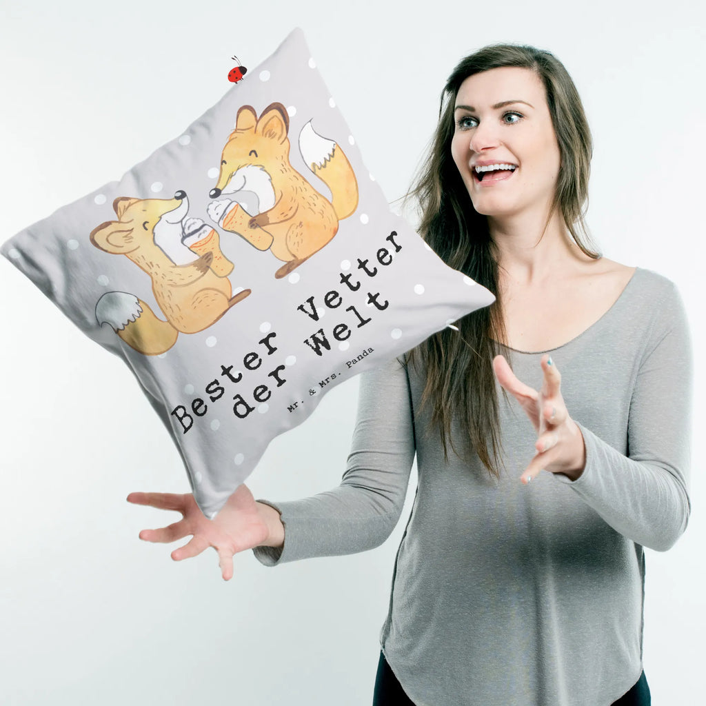 40x40 Kissen Fuchs Bester Vetter der Welt Zierkissen, Sofakissen, Kissenhülle 40x40, Dekokissen, sofakissen, Sofakissen 40x40, Dekokissen 40x40, Couchkissen, Kissenbezüge, Kissen 40x40 Waschbar, Kissen, Kissen 40x40, Kopfkissen 40x40, Motivkissen, Dekokissen Sofa, Kissenhülle, Kopfkissen, Kissenbezug 40x40, sitzkissen, für, Dankeschön, Geschenk, Schenken, Geburtstag, Geburtstagsgeschenk, Geschenkidee, Danke, Bedanken, Mitbringsel, Freude machen, Geschenktipp, Sohn von Onkel, Verwandtschaft, Vetter, Cousine, Sohn von Tante, Kousin, Familie, Cousin