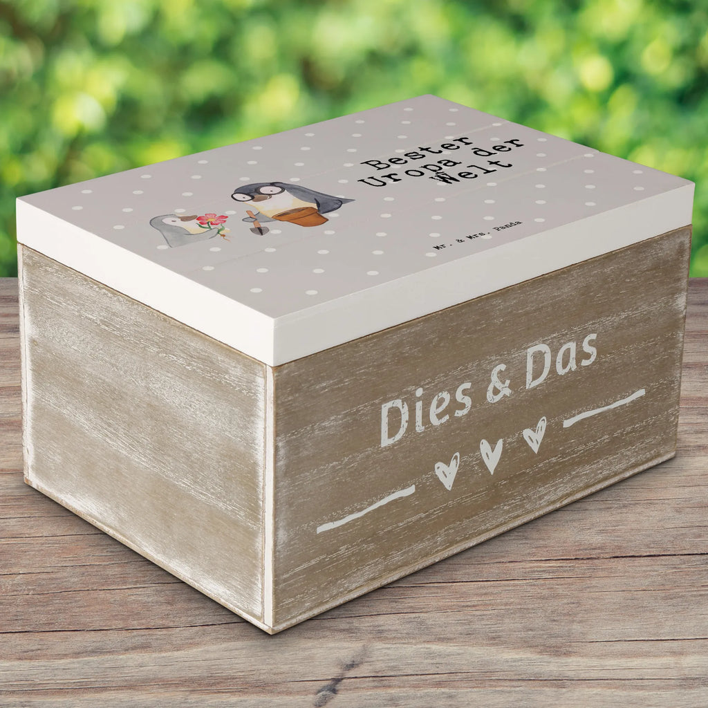 Holzkiste Pinguin Bester Uropa der Welt Holz Aufbewahrungsbox, aufbewahrungsboxen, holzkästchen, box holz, Holzboxen, Schatulle, Aufbewahrungskiste, Holzkiste mit Deckel, Holzbox, holzschatulle, Aufbewahrungsbox aus Holz, Holzkiste, Aufbewahrungsbox, kiste holz, Holzkisten, Aufbewahrungsbox Holz, aufbewahrungstruhe, Box aus Holz, holzschachtel, truhe holz, holztruhen, aufbewahrungskiste mit deckel, aufbewahrungskisten, Holztruhe, Holzbox mit Deckel, Schenken, Bedanken, Dankeschön, Geschenkidee, Geburtstag, Geschenk, Geburtstagsgeschenk, Danke, Mitbringsel, Geschenktipp, für, Freude machen, Urgroßeltern, Uropa Mitbringsel, Ur Opa, Grossvater, Kleinigkeit, Oppa, Uhropa, Enkelin, Großeltern, Großvater, Bester, Opa, Enkel, Enkelkind, Uropa, Opi. Großpapa, Oppi