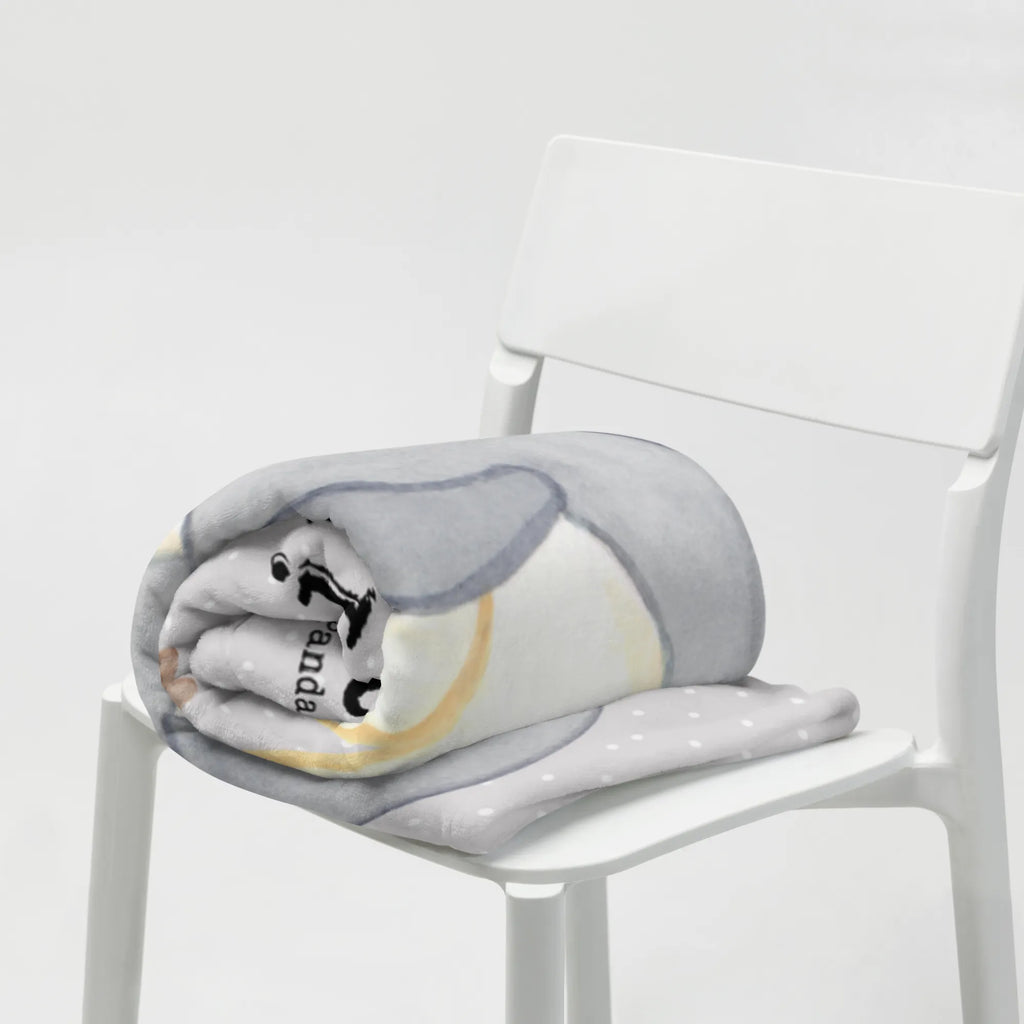 Personalisierte Decke Pinguin Beste Frau der Welt Kuscheldecke mit Namen, Kuscheldecke bedrucken, Personalisierte Decke, Decke bedrucken, Decke mit Namen, für, Dankeschön, Geschenk, Schenken, Geburtstag, Geburtstagsgeschenk, Geschenkidee, Danke, Bedanken, Mitbringsel, Freude machen, Geschenktipp, Traumfrau, Partnerin, Braut, Ehepartner, Beste, Freundin, Frau, Gattin, Ehe, Liebling, Kleinigkeit, Lebensgefährtin, Ehefrau
