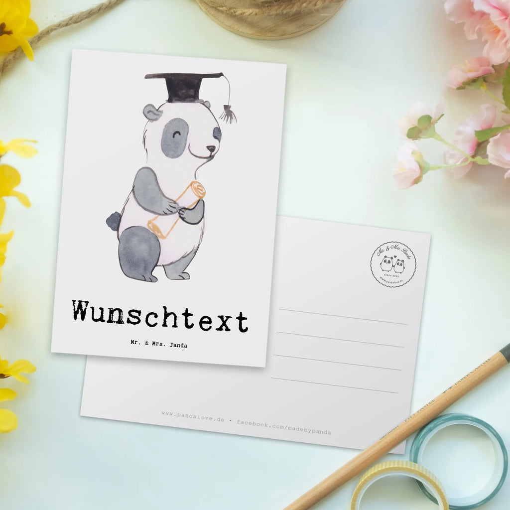 Personalisierte Postkarte Panda Bester Student der Welt Ansichtskarte mit Wunschtext, Karte mit Wunschtext, Karte mit Namen, Postkarte mit Namen, Postkarte mit Wunschtext, Geschenkkarte mit Namen, Postkarte Bedrucken, Geschenkkarte mit Wunschtext, Einladung mit Namen, Grußkarte mit Namen, Einladung mit Wunschtext, Grußkarte mit Wunschtext, Ansichtskarte mit Namen, Postkarte Personalisierbar, Geschenkidee, Geschenk, Schenken, Mitbringsel, Geburtstag, Geburtstagsgeschenk, für, Danke, Dankeschön, Bedanken, Freude machen, Geschenktipp, Hochschule, Uni, Alumni, Student, Studenten, Witzig, Musterschüler, Spaß, Universität, Studienabschluss, Sohn, Abschluss, Lustig, Studium