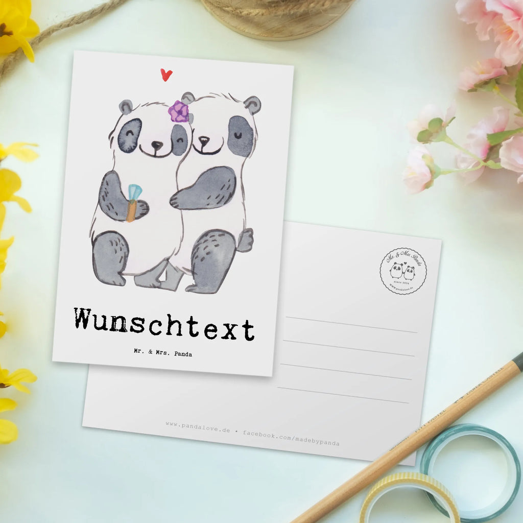 Personalisierte Postkarte Panda Beste Verlobte der Welt Postkarte bedrucken, Postkarte mit Namen, Einladung mit Wunschtext, Geschenkkarte mit Wunschtext, Einladung mit Namen, Grußkarte mit Wunschtext, Postkarte personalisierbar, Geschenkkarte mit Namen, Postkarte mit Wunschtext, Karte mit Namen, Ansichtskarte mit Namen, Grußkarte mit Namen, Karte mit Wunschtext, Ansichtskarte mit Wunschtext, für, Dankeschön, Geschenk, Schenken, Geburtstag, Geburtstagsgeschenk, Geschenkidee, Danke, Bedanken, Mitbringsel, Freude machen, Geschenktipp, Verlobte, Verlobung, Zukünftige, Freundin, Traumfrau, Verloben, Ehe, Ehefrau, Frau, Hochzeit