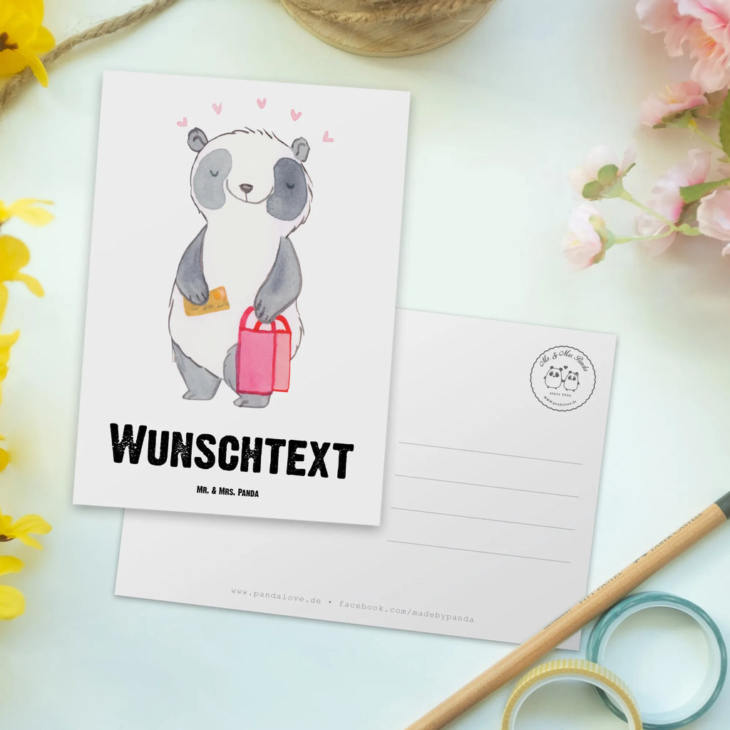Personalisierte Postkarte Panda Beste Shoppingbegleitung der Welt Postkarte bedrucken, Karte mit Wunschtext, Postkarte mit Namen, Grußkarte mit Namen, Ansichtskarte mit Wunschtext, Geschenkkarte mit Wunschtext, Postkarte personalisierbar, Karte mit Namen, Grußkarte mit Wunschtext, Ansichtskarte mit Namen, Postkarte mit Wunschtext, Einladung mit Wunschtext, Einladung mit Namen, Geschenkkarte mit Namen, für, Dankeschön, Geschenk, Schenken, Geburtstag, Geburtstagsgeschenk, Geschenkidee, Danke, Bedanken, Mitbringsel, Freude machen, Geschenktipp, Shoppingpartner, Queen, Shoppingbegleitung, Freundin, Einkaufen, Shoppen, Freund, Shopping-Queen, Shopping, Begleitung, Bester, bff, Partner