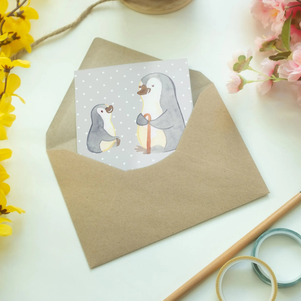 Grußkarte Pinguin Bester Großvater der Welt osterkarten, glückwunschkarten, Grußkarte, Motivkarte, jubiläumskarte, hochzeitskarten, kommunionskarte, Beileidskarte, firmungskarte, valentinstagskarte, vatertagskarte, Grußkarten, neujahrskarte, genesungskarte, Glückwunschkarte, Klappkarte, weihnachtskarten, osterkarte, babykarte, abiturkarte, spruchkarte, einladungskarten, dankeskarten, Geschenkidee, Geschenk, Schenken, Mitbringsel, Geburtstag, Geburtstagsgeschenk, für, Danke, Dankeschön, Bedanken, Freude machen, Geschenktipp, Enkel, Kleinigkeit, Bester, Oppa, Opa, Grossvater, Großeltern, Großvater, Oppi, Enkelin, Enkelkind, Opi. Großpapa