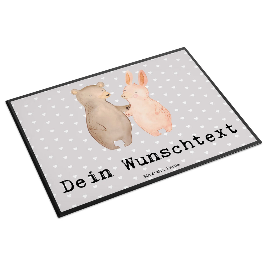 Personalisierte Schreibtischunterlage Bär Hase Umarmen Personalisierte Schreibtisch Unterlagen, Schreibtisch Unterlagen mit Namen, Namenspersonalisierung, Schreibunterlage mit Namen, Schreibtischauflage mit Namen, Personalisierte Schreibunterlage, Selbst Gestalten, Namensaufdruck, Personalisierte Schreibtischauflage, Schreibtisch Matte, Freundin, Freund, Liebe, Liebesgeschenk, Jahrestag, Verlobung, Partner, Ehemann, Ehefrau, Heiraten, Heiratsantrag, Hocheitstag, Freunde, Bester Freund, Bärchen, Bär, Hase, Best Friends