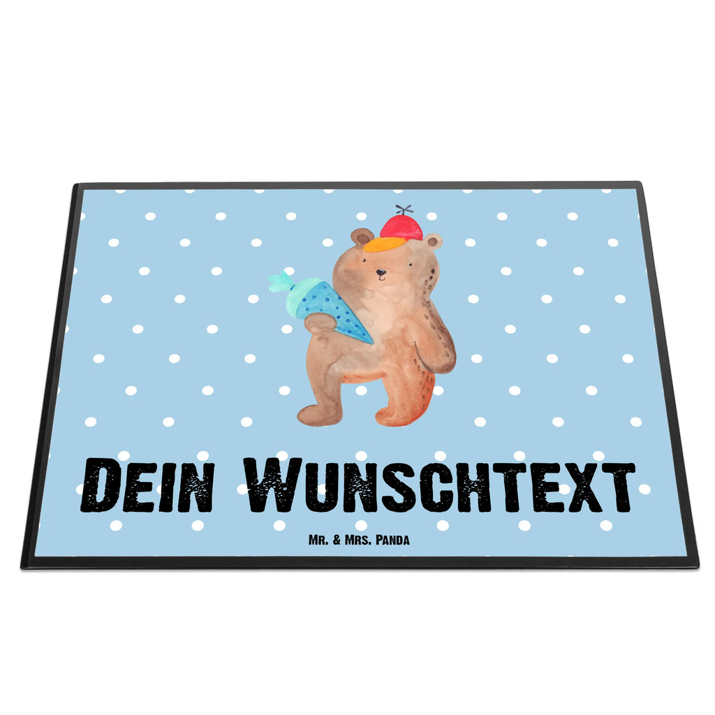 Personalisierte Schreibtischunterlage Bär mit Schultüte Personalisierte Schreibunterlage, Namensaufdruck, Schreibunterlage mit Namen, Personalisierte Schreibtisch Unterlagen, Schreibtisch Unterlagen mit Namen, Schreibtischauflage mit Namen, Selbst gestalten, Namenspersonalisierung, Personalisierte Schreibtischauflage, Bär, Teddy, Teddybär, Bär Motiv, Schulbeginn, Einschulung Geschenk, Erster Schultag Geschenk, Grundschule, Schule Geschenk, Schulanfang, Schultüte