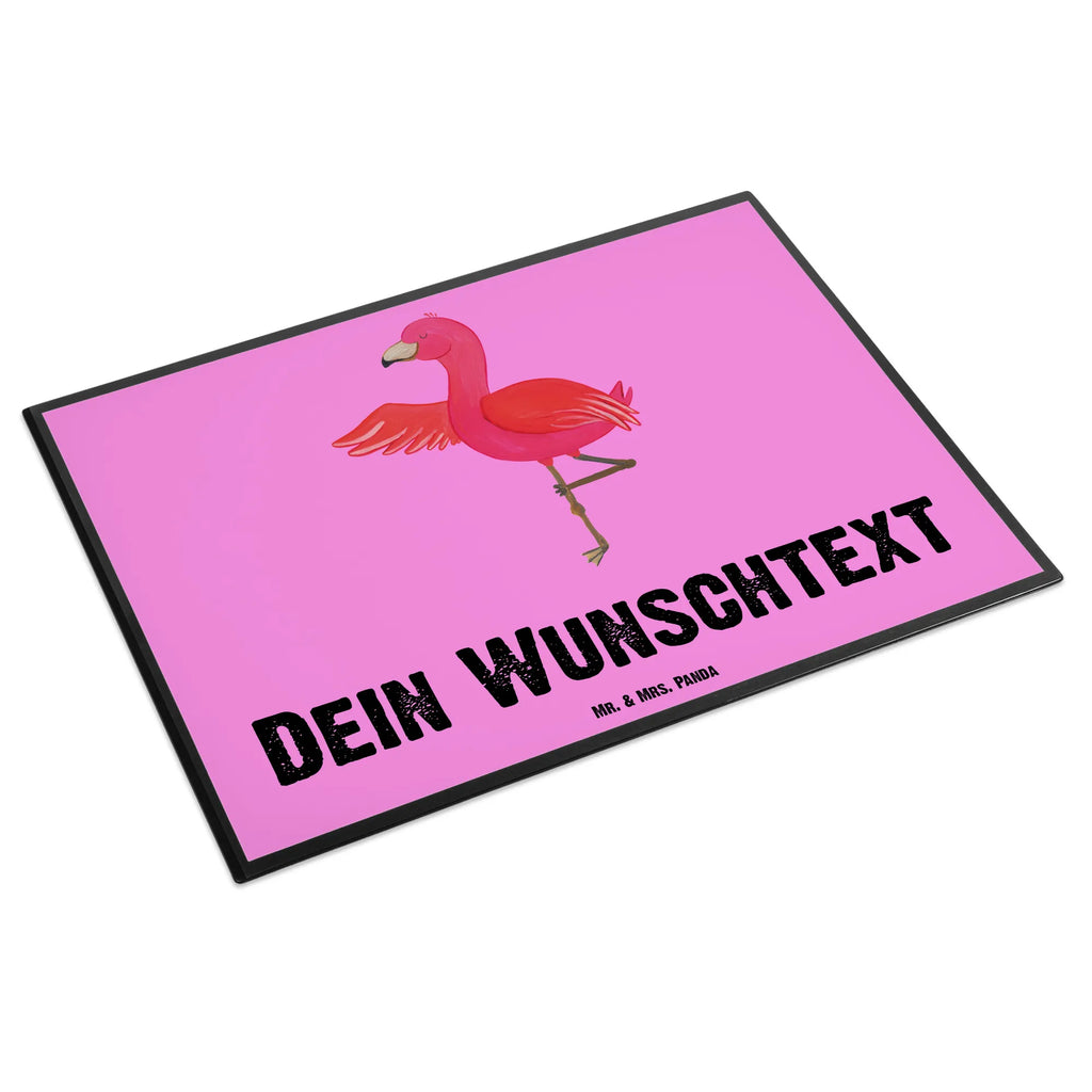Personalisierte Schreibtischunterlage Flamingo Yoga Personalisierte Schreibtisch Unterlagen, Schreibtischauflage mit Namen, Selbst gestalten, Schreibtisch Unterlagen mit Namen, Namenspersonalisierung, Schreibunterlage mit Namen, Personalisierte Schreibunterlage, Namensaufdruck, Personalisierte Schreibtischauflage, Flamingo, Yoga, Entspannung, Yoga-Übung, Ärger, Namaste, Tiefenentspannung, Achtsamkeit, Aufregen, Vogel